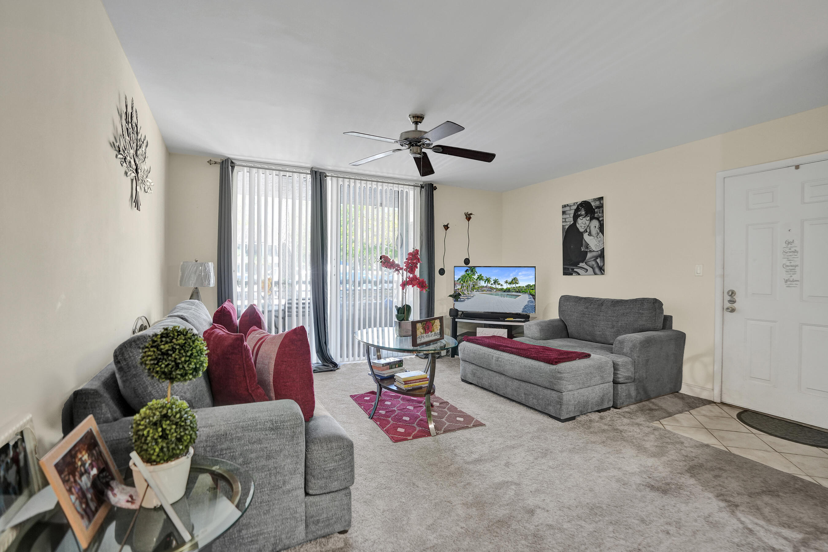 801 Lyons Road 19103