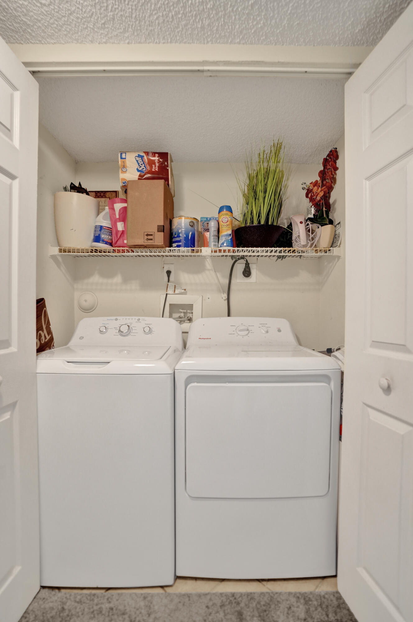 801 Lyons Road 19103