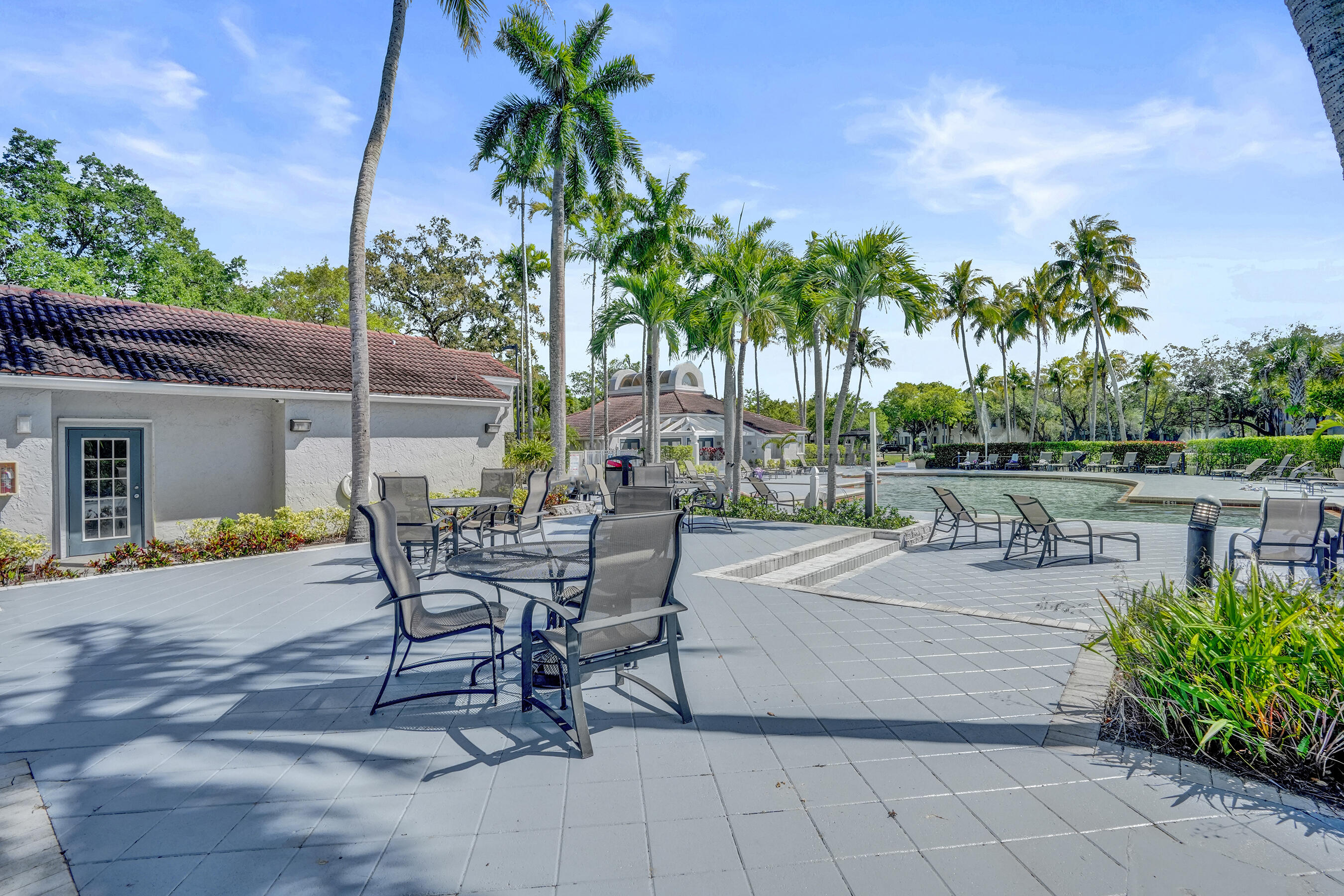 801 Lyons Road 19103