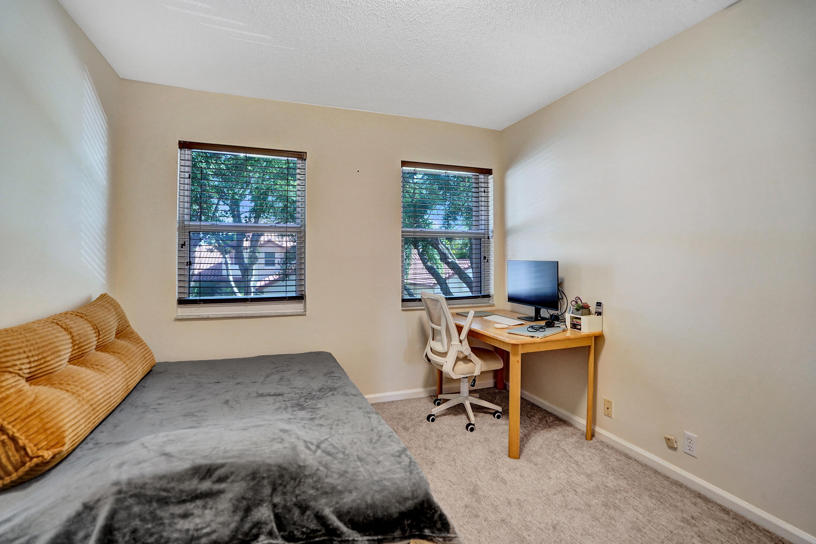 23449 Water Circle