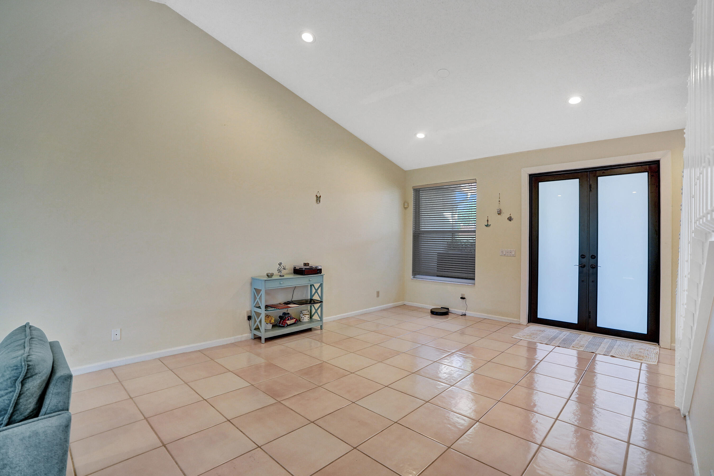 23449 Water Circle