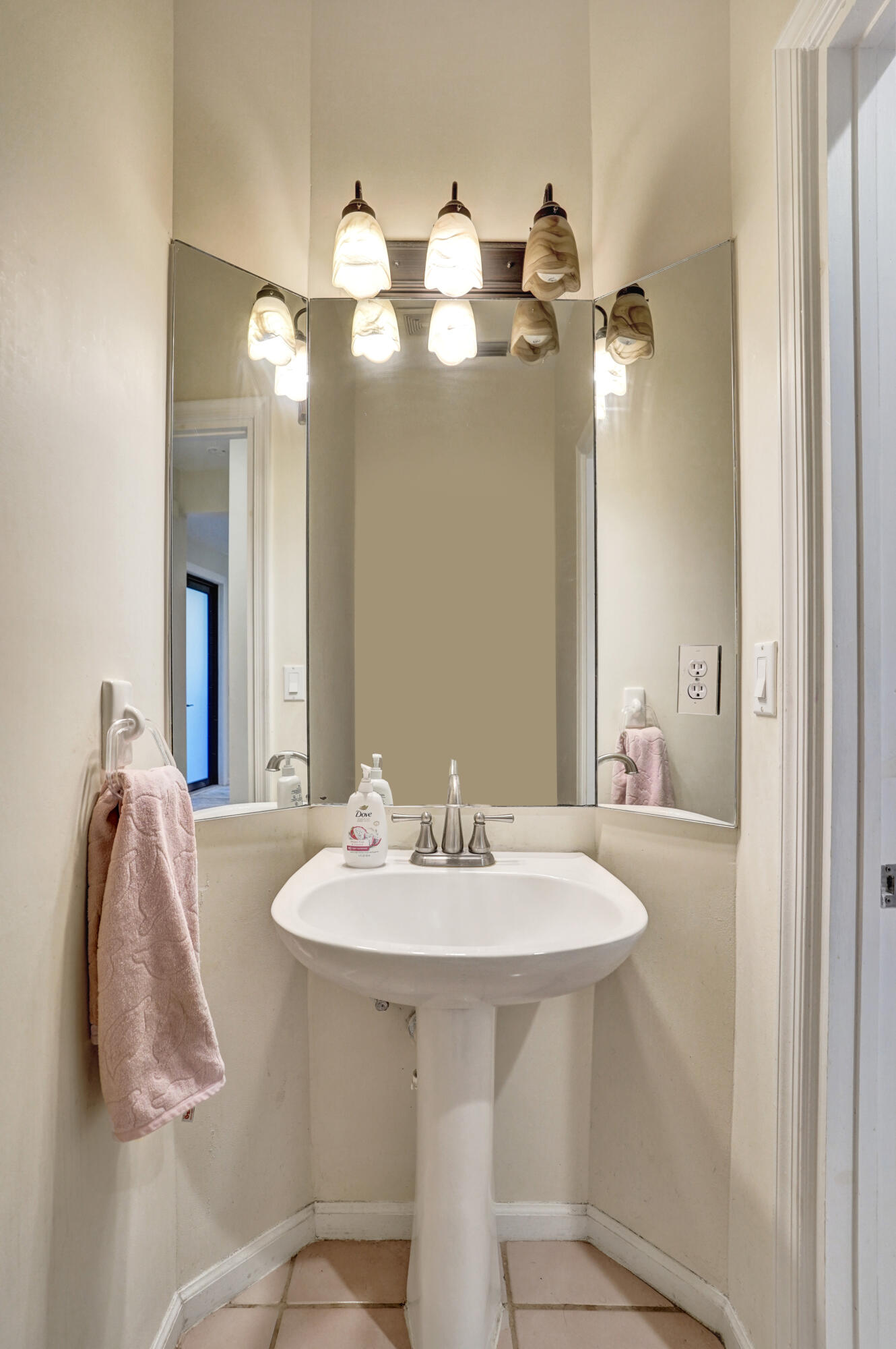23449 Water Circle