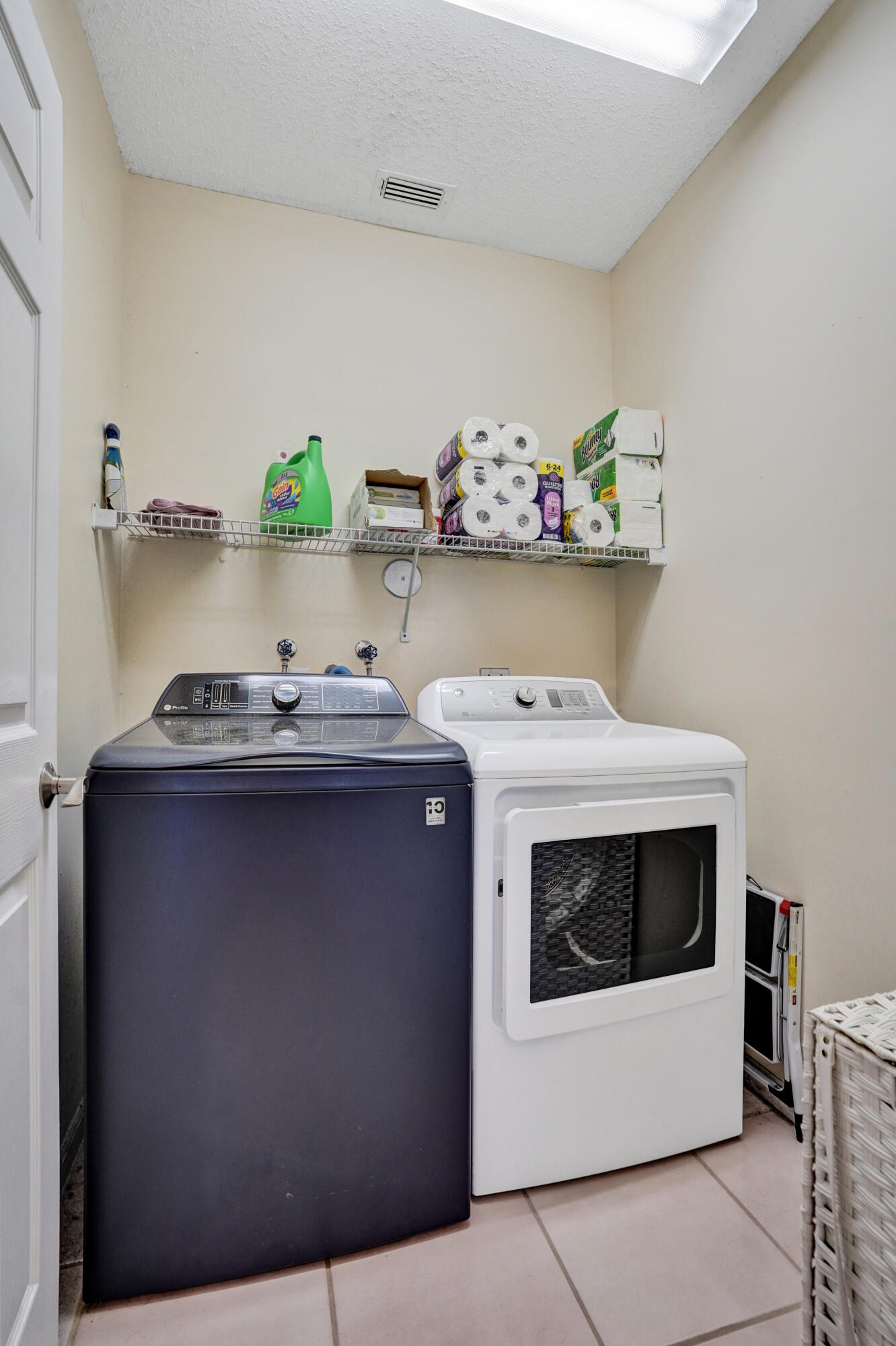 23449 Water Circle