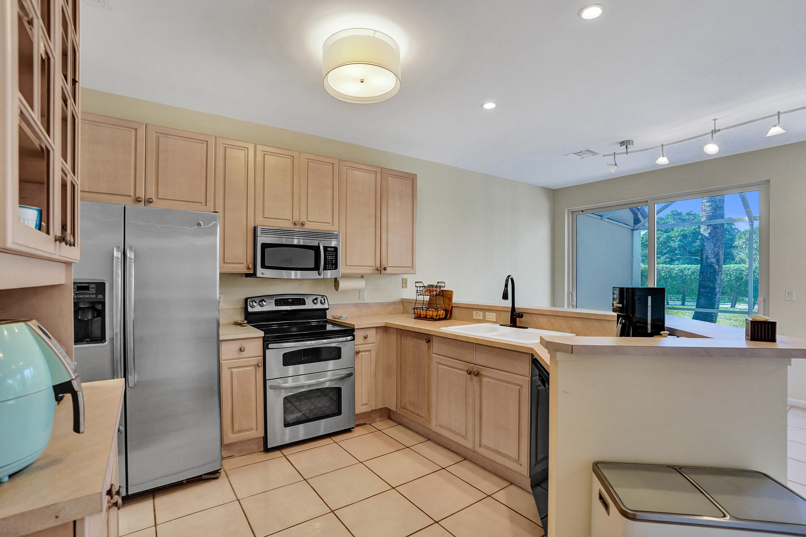 23449 Water Circle