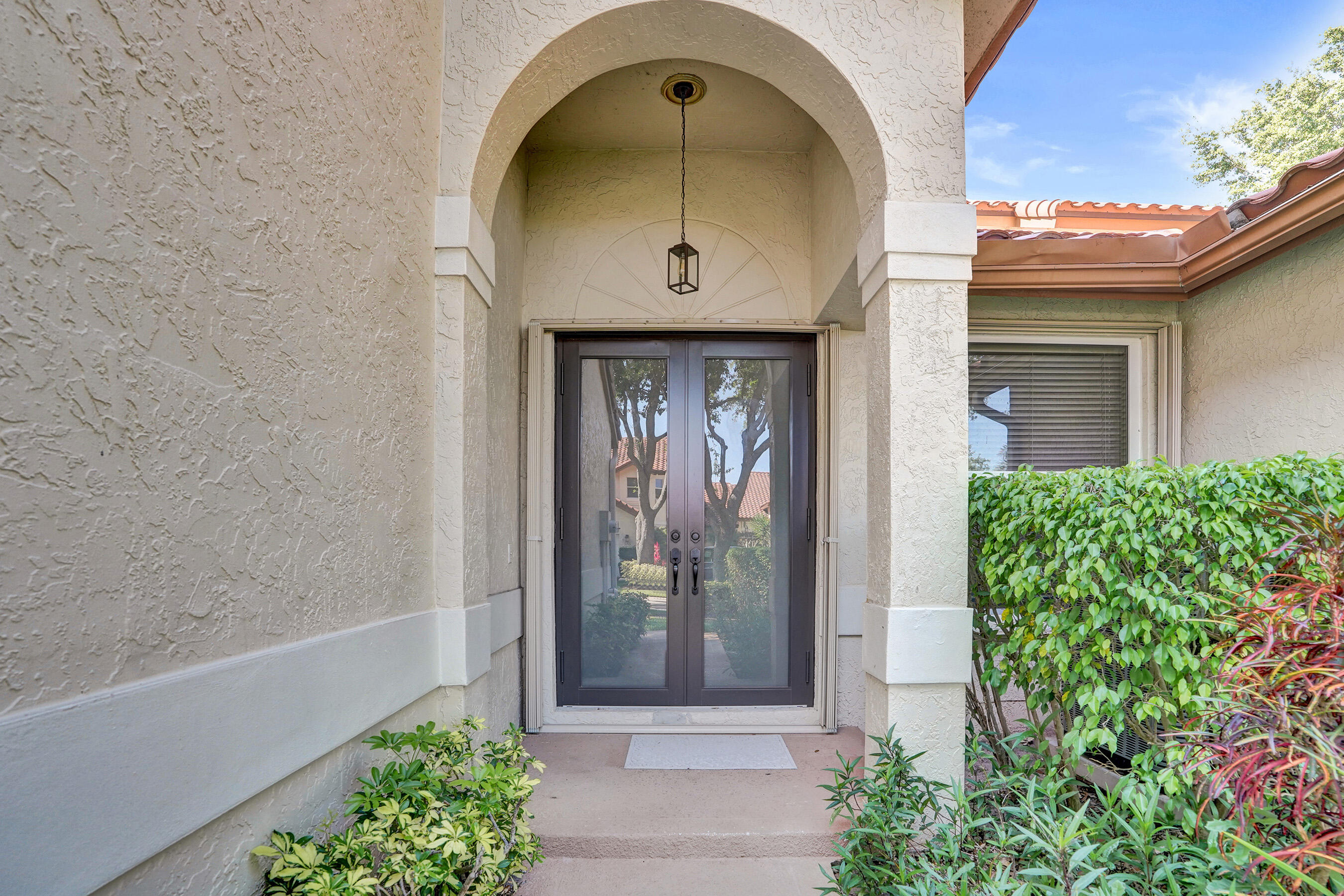 23449 Water Circle