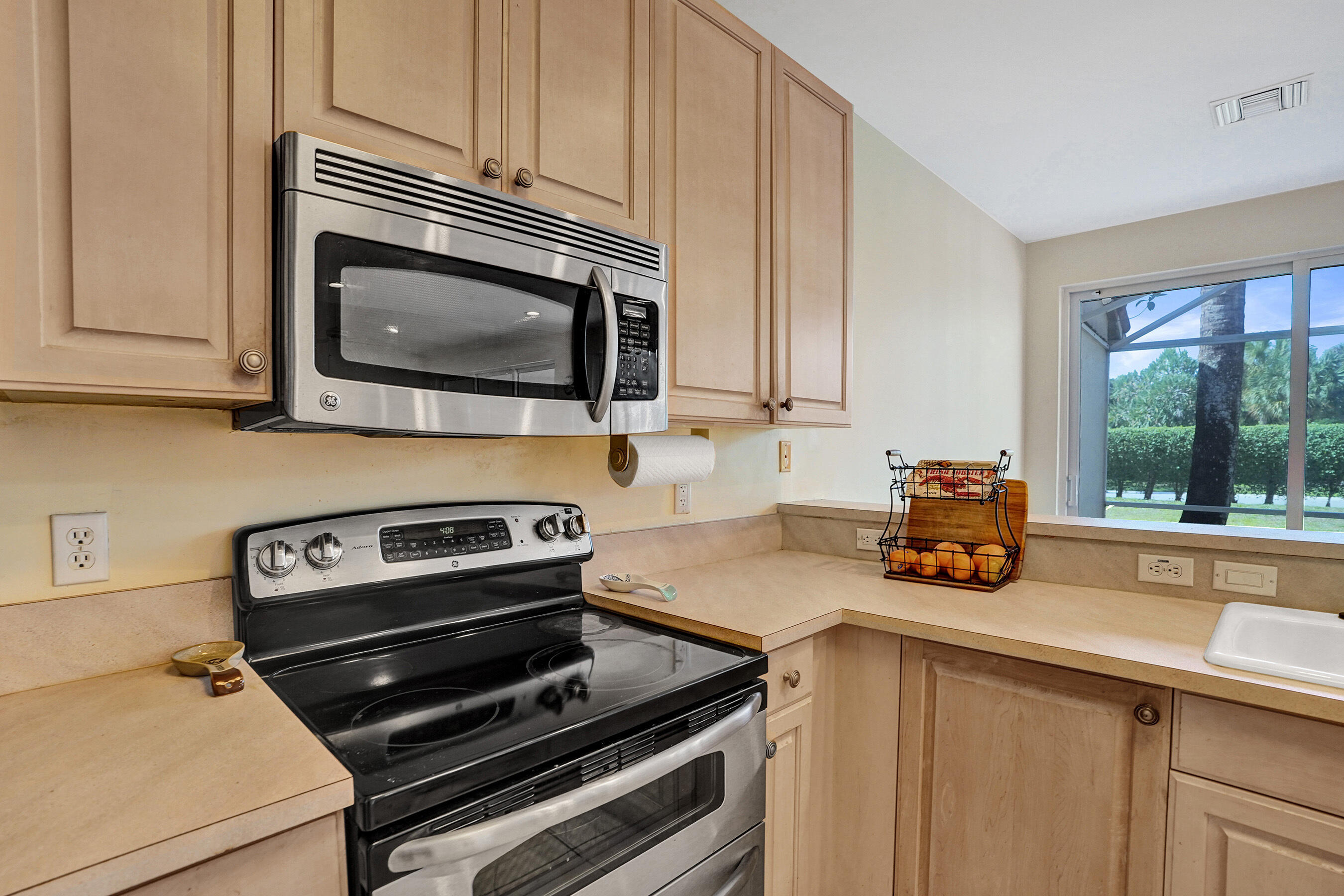 23449 Water Circle