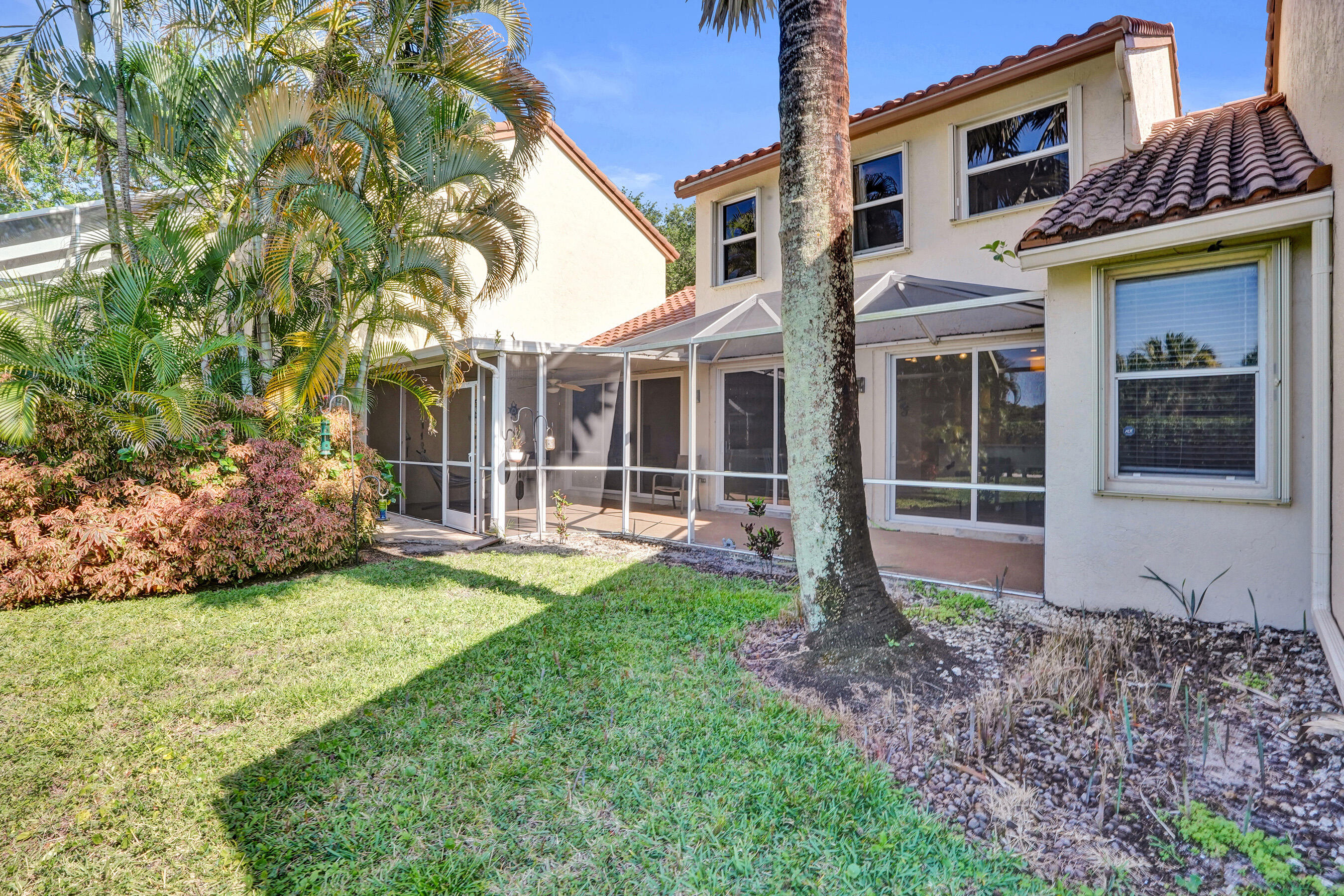 23449 Water Circle