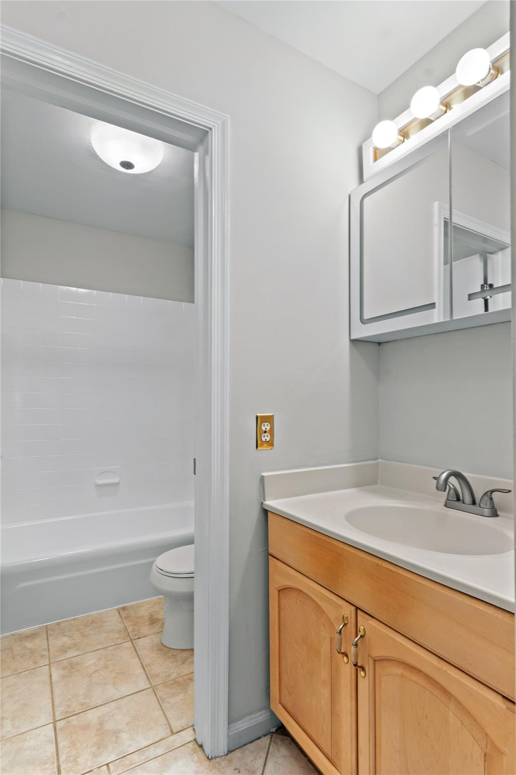 140 Cypress Club Drive 414