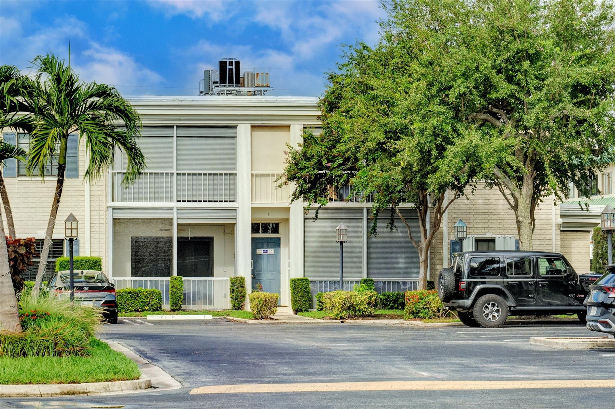 140 Cypress Club Drive 414