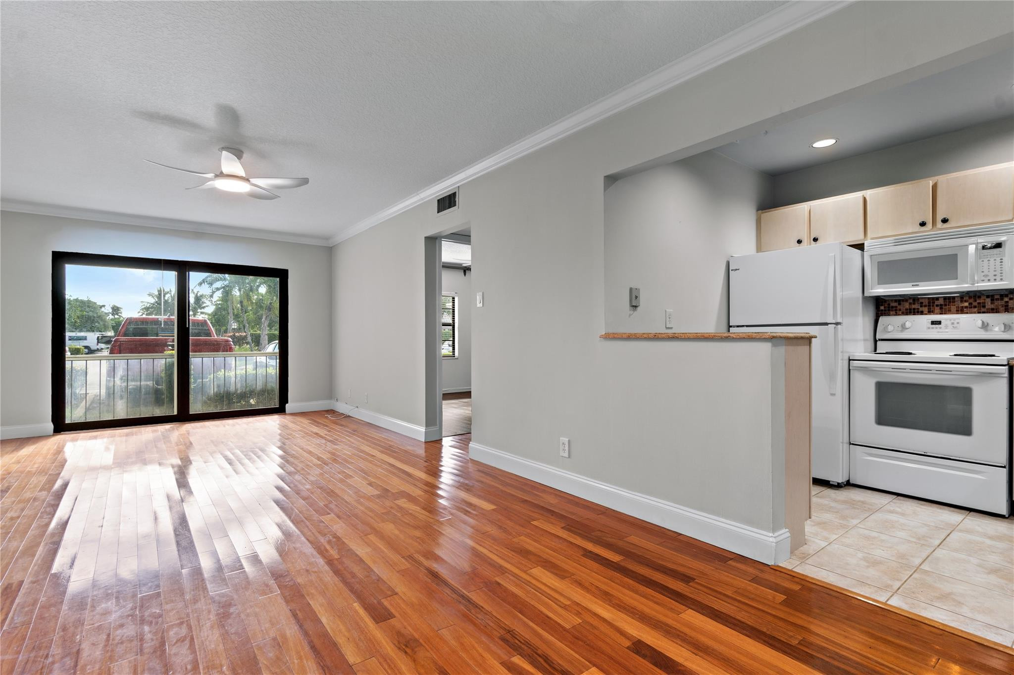 140 Cypress Club Drive 414