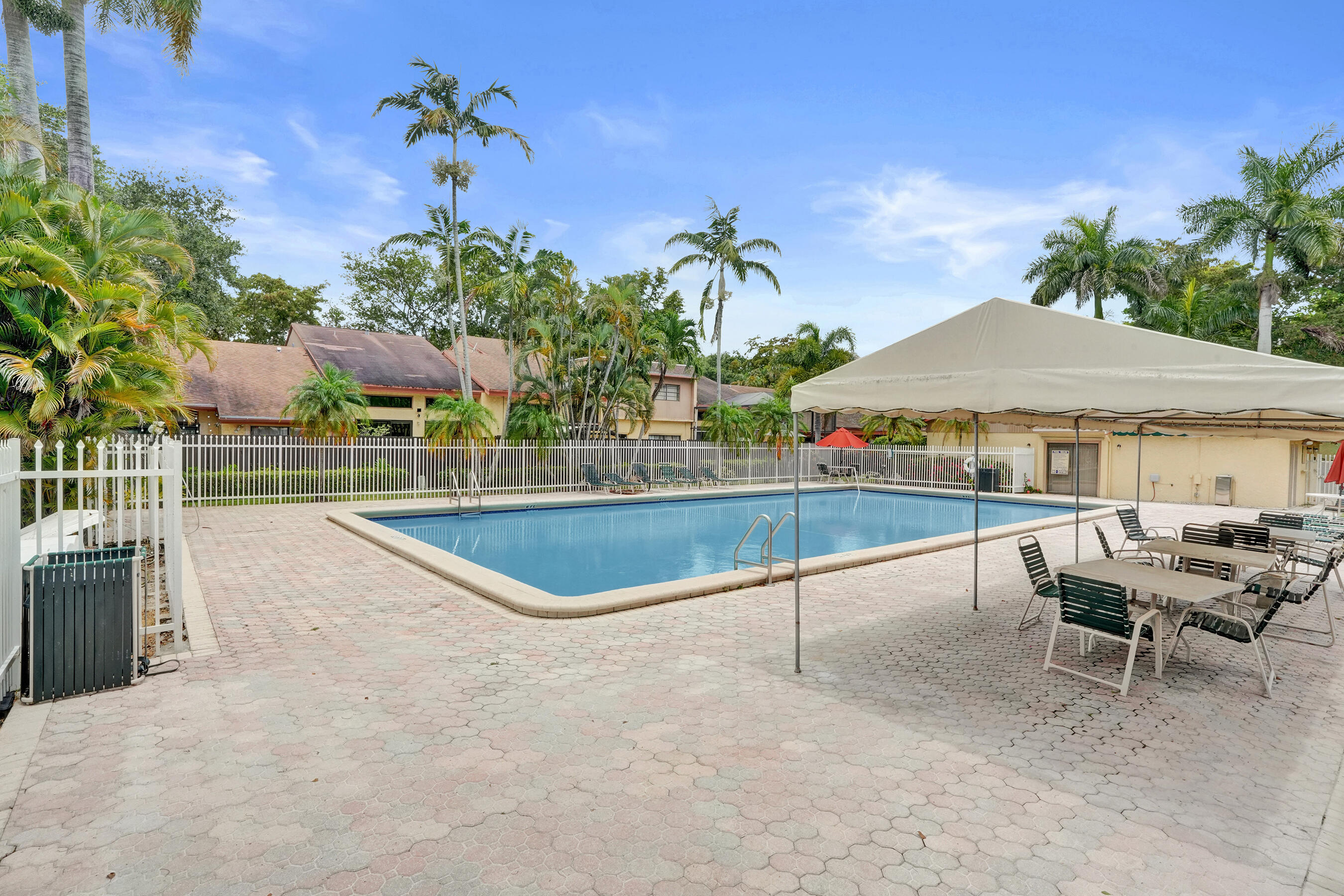 1122 NW 79th Drive