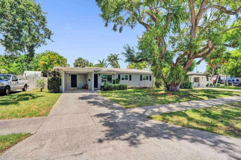 3201 SW 16th Court