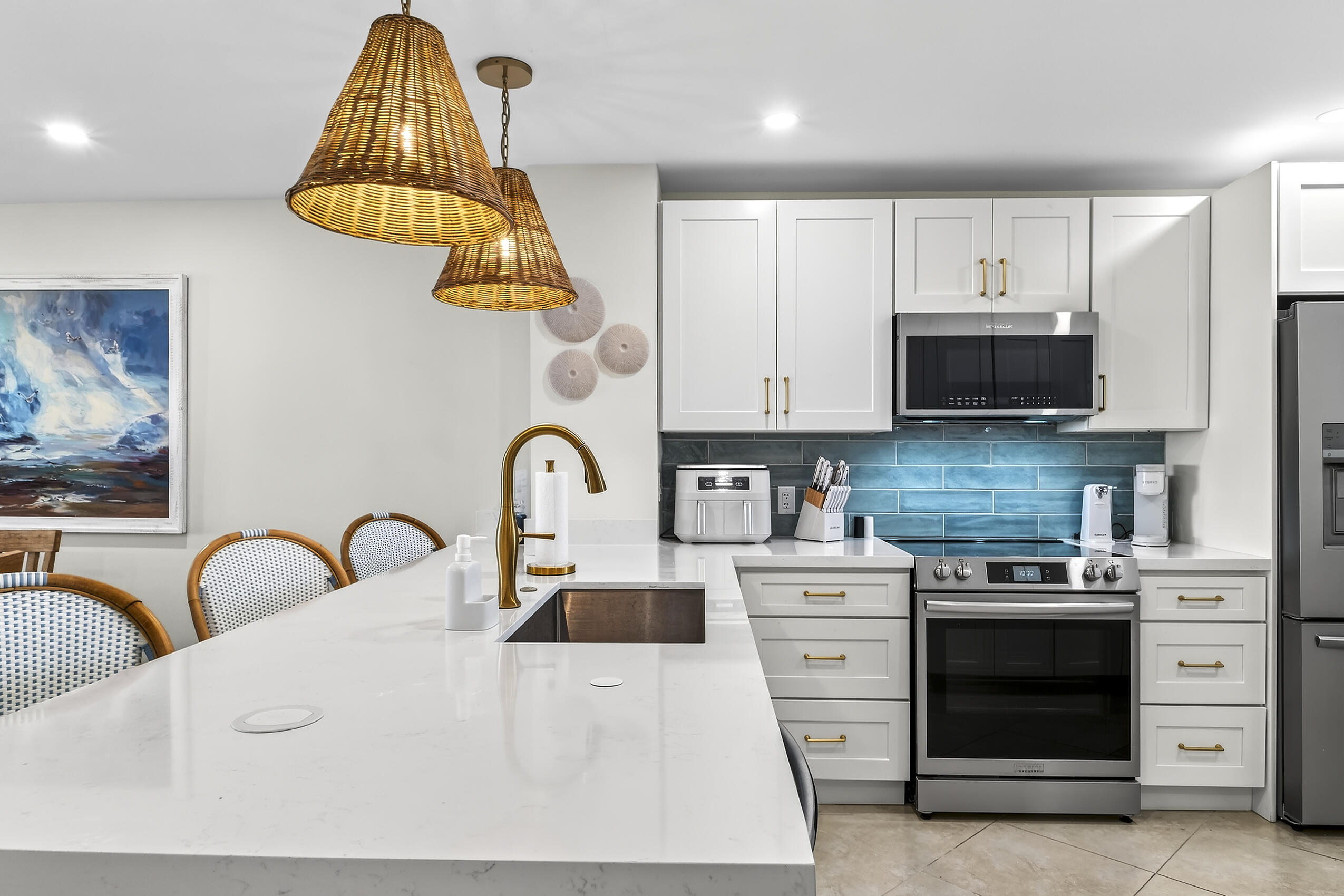 111 N Pompano Beach Boulevard Unit: 611
