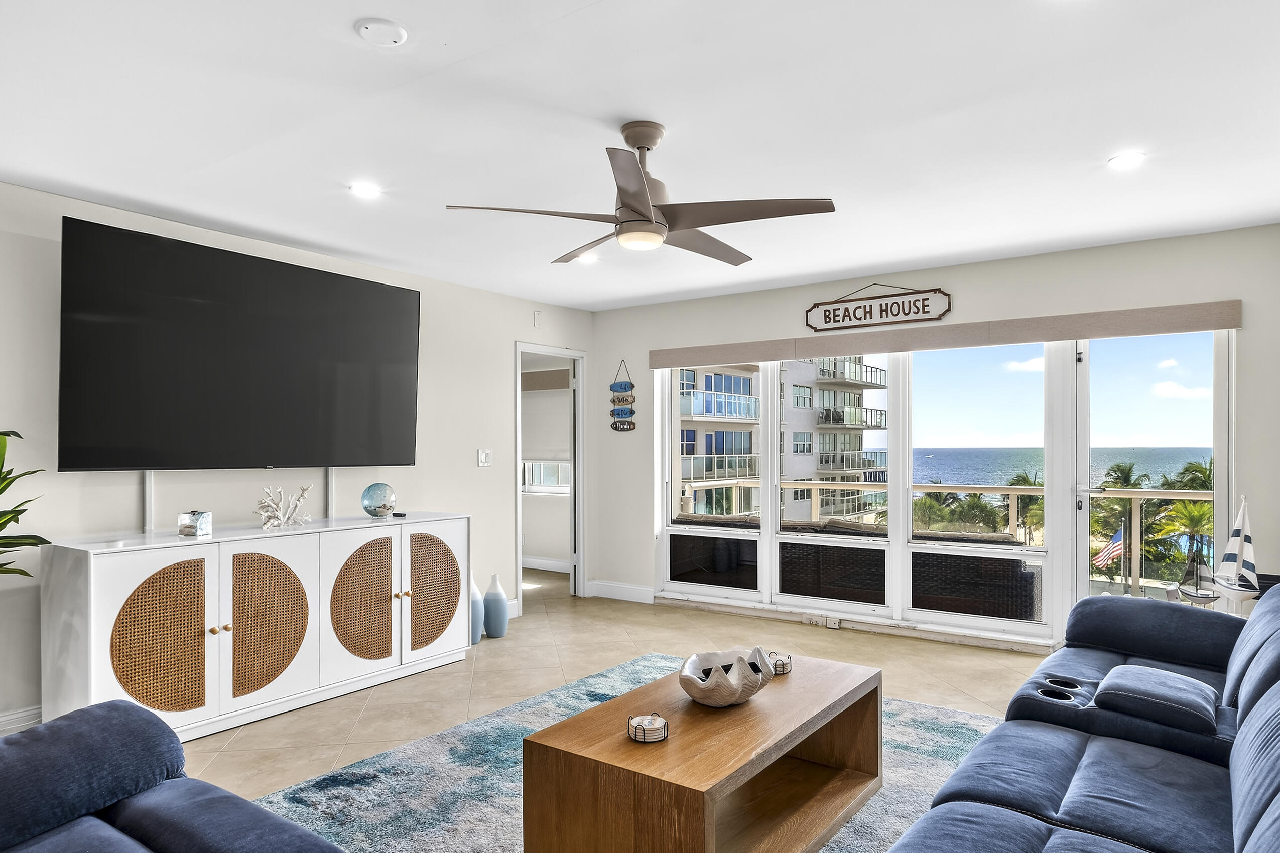 111 N Pompano Beach Boulevard Unit: 611