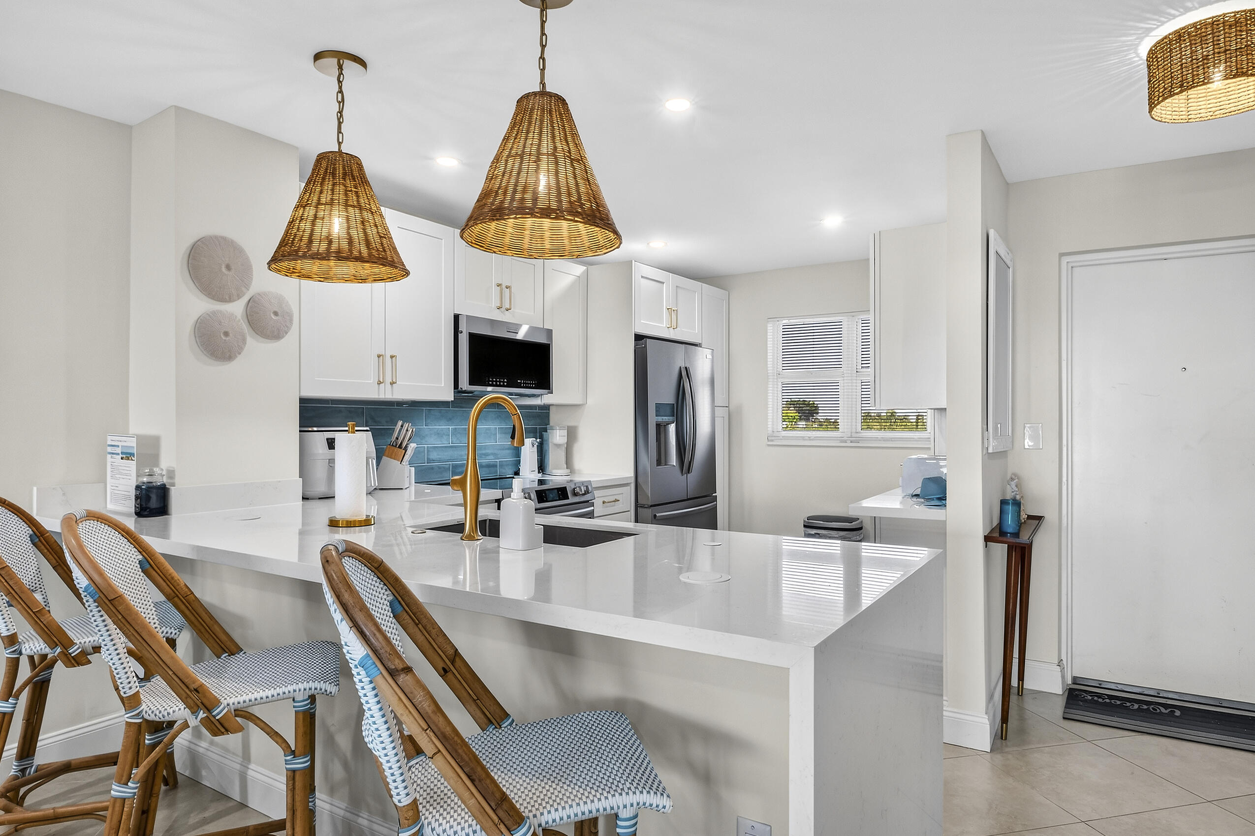 111 N Pompano Beach Boulevard Unit: 611