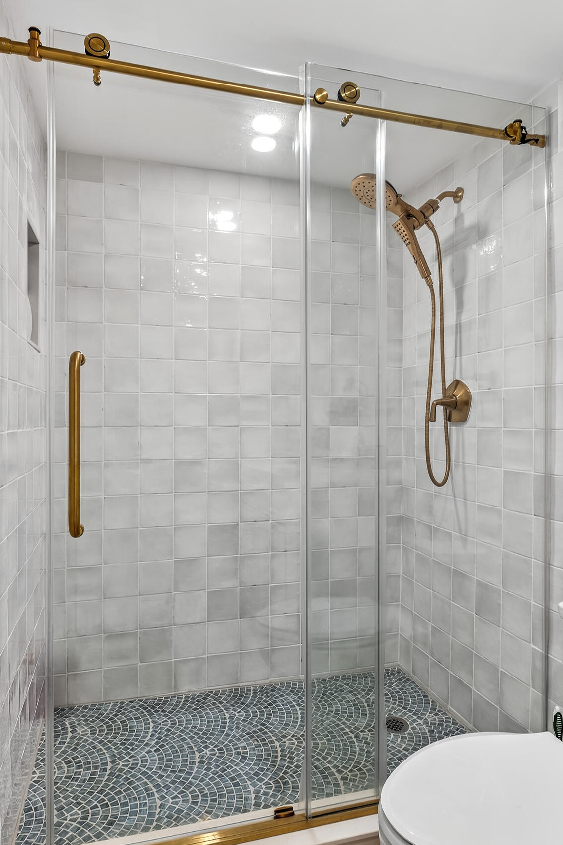 111 N Pompano Beach Boulevard Unit: 611