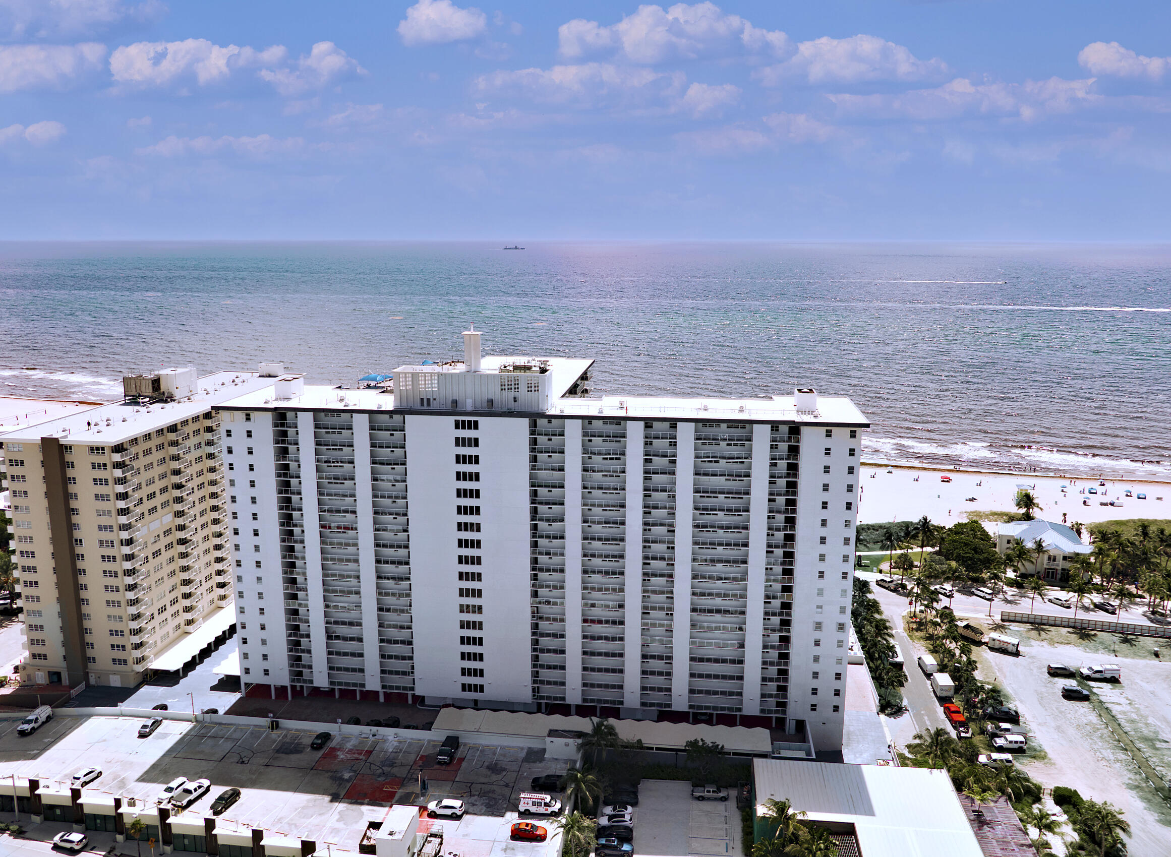 111 N Pompano Beach Boulevard Unit: 611