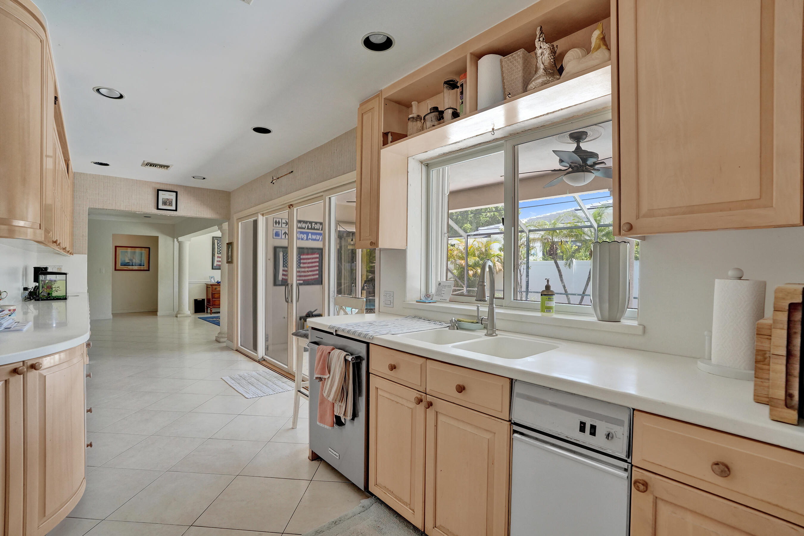 2756 NE 35th Street