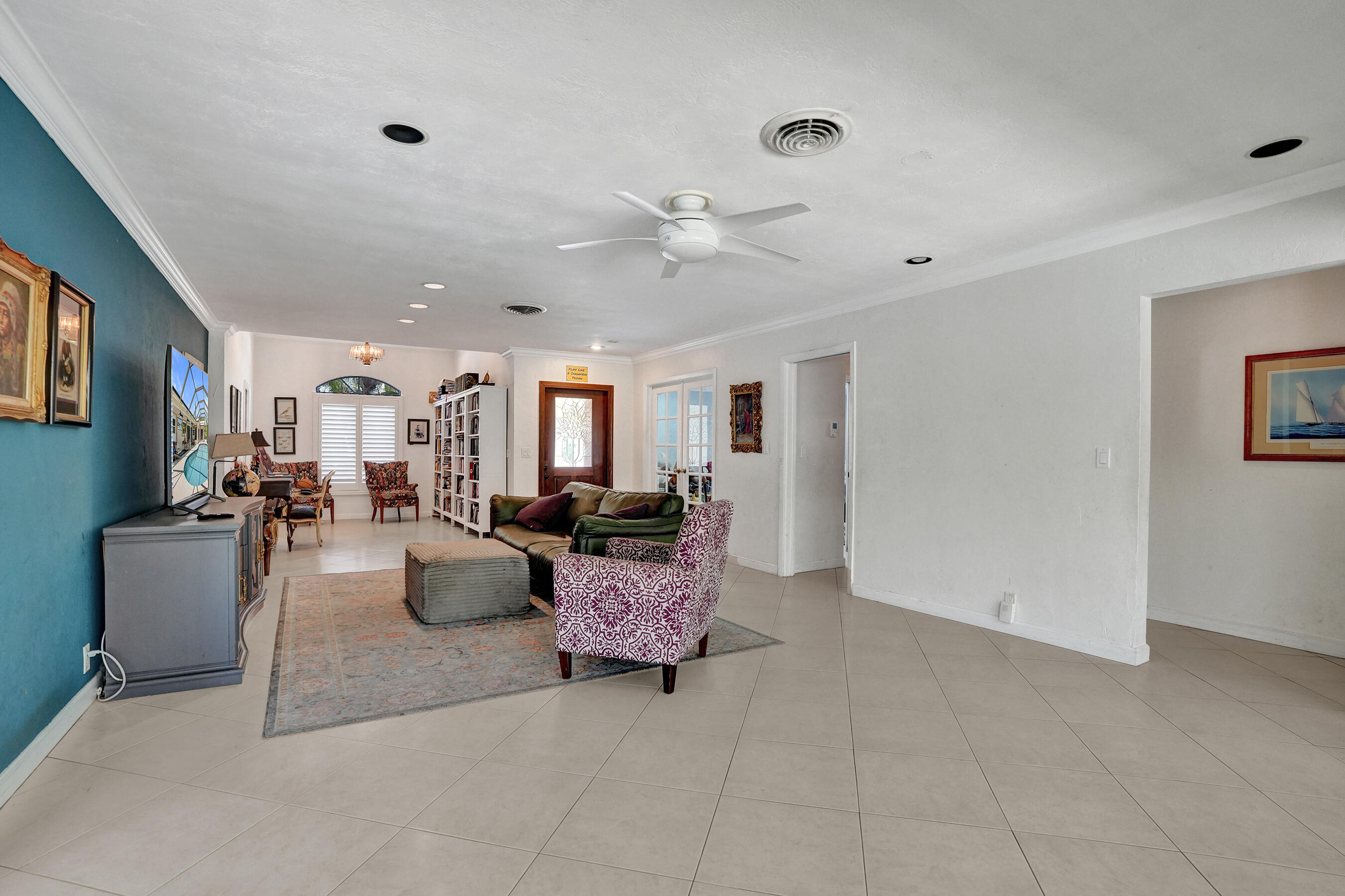 2756 NE 35th Street