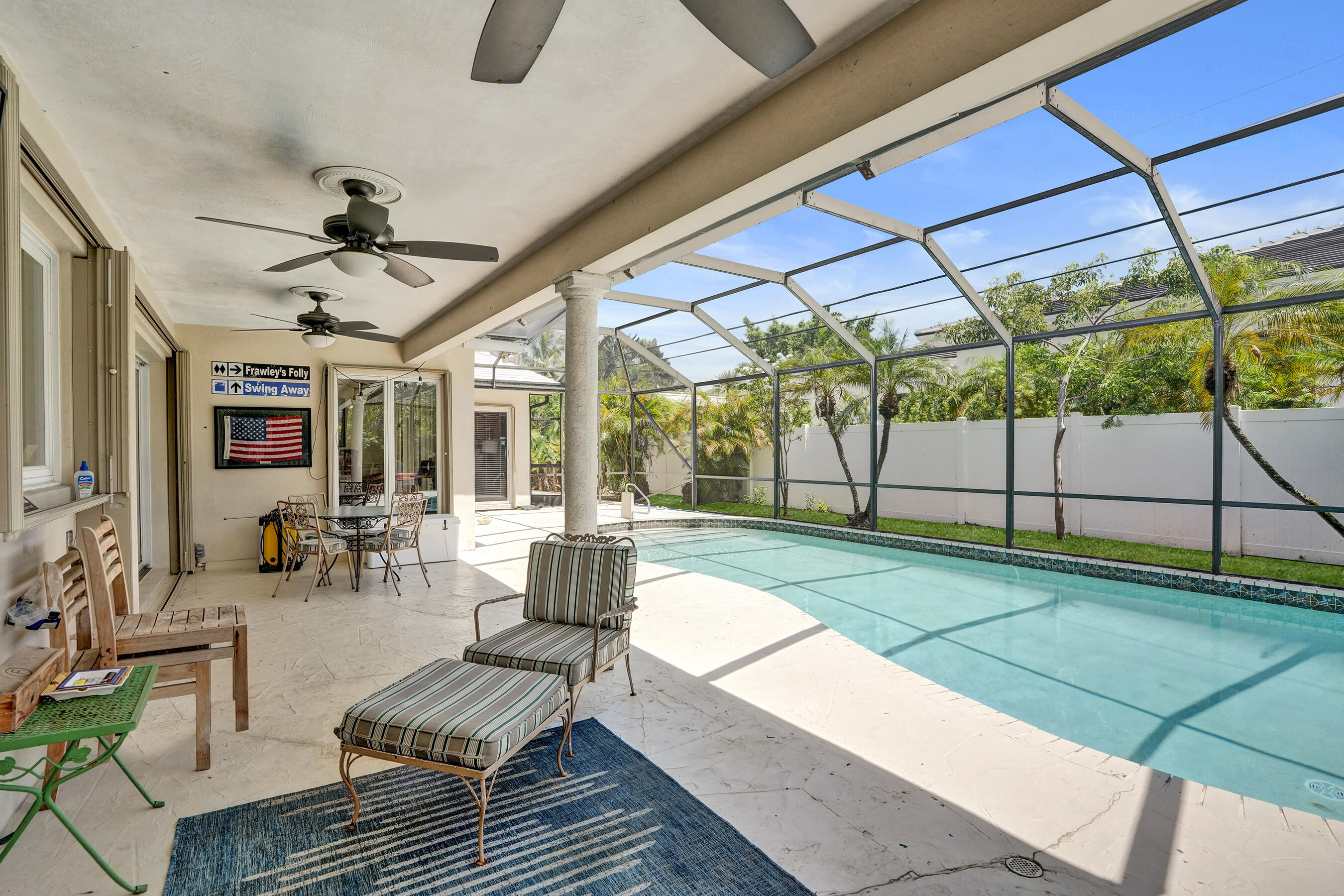 2756 NE 35th Street