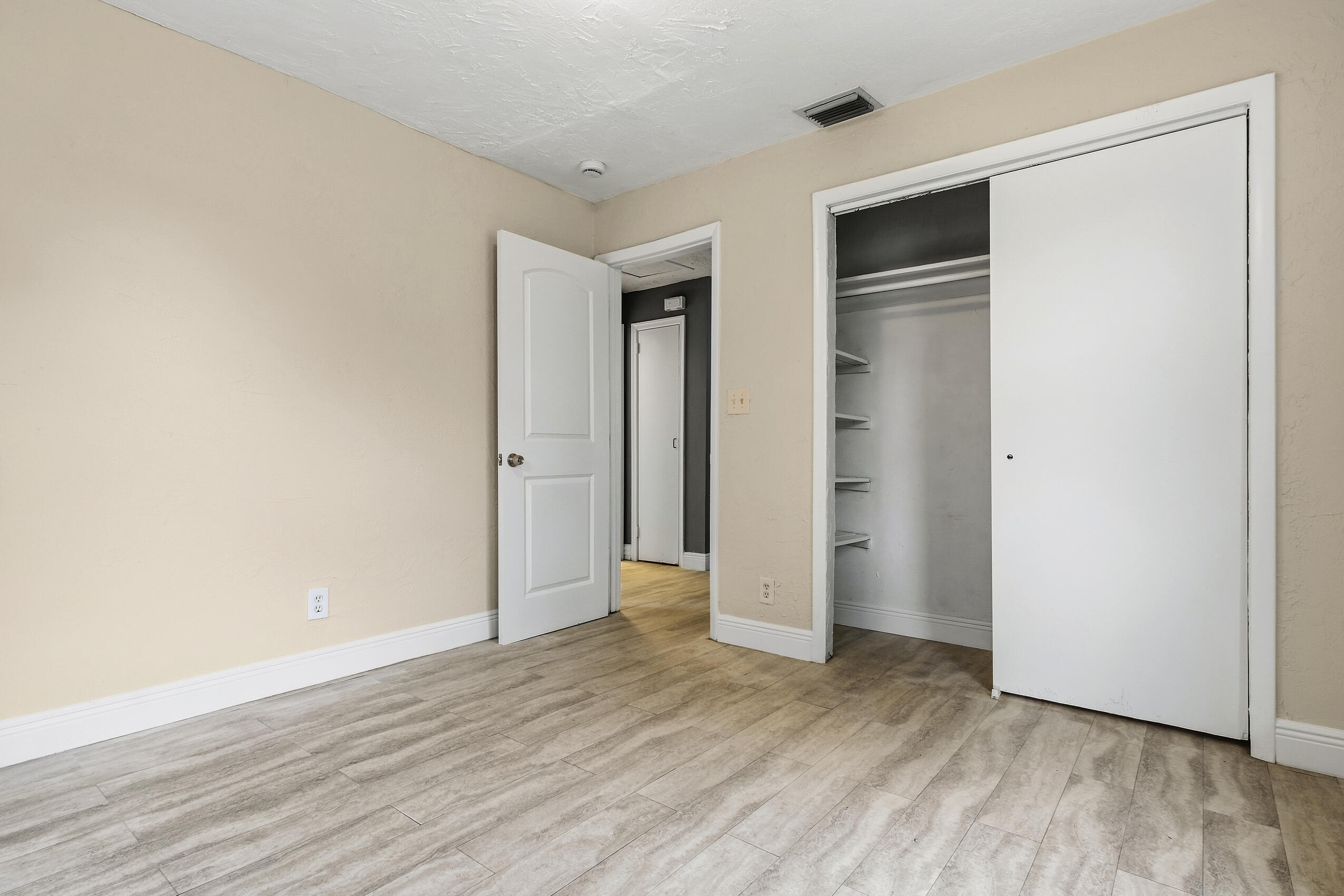 741 NW 4TH Avenue