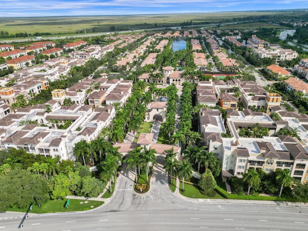 2925 NW 126th Ave Unit: 308-1