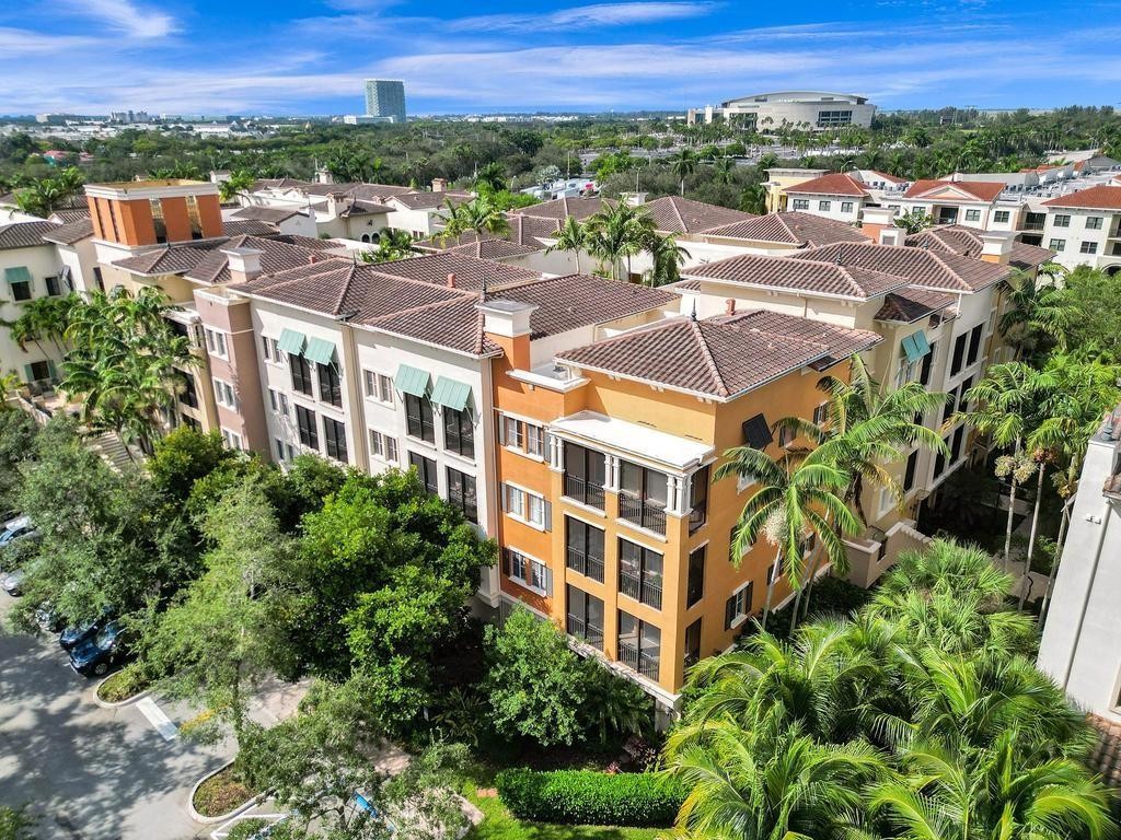 2925 NW 126th Ave Unit: 308-1