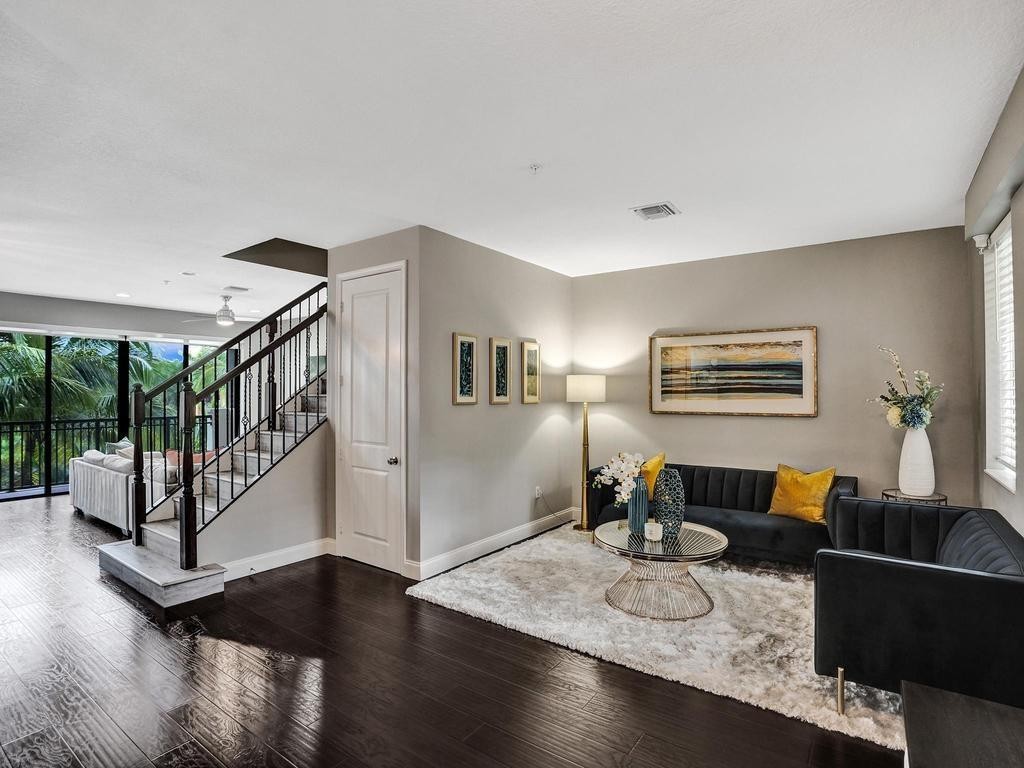 2925 NW 126th Ave Unit: 308-1