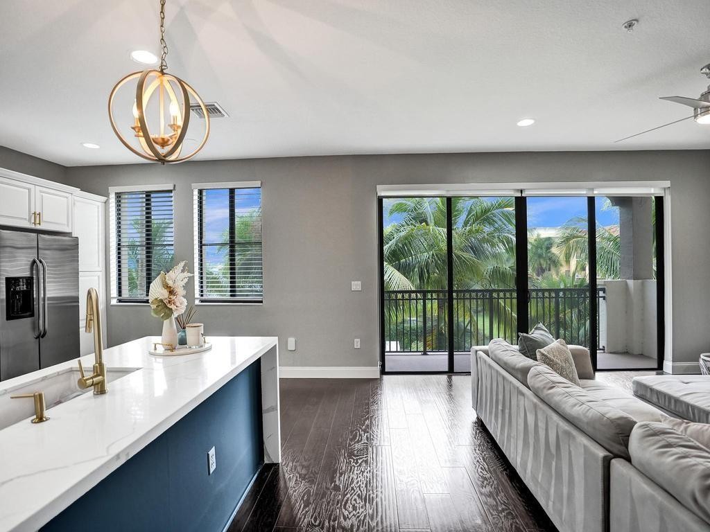 2925 NW 126th Ave Unit: 308-1