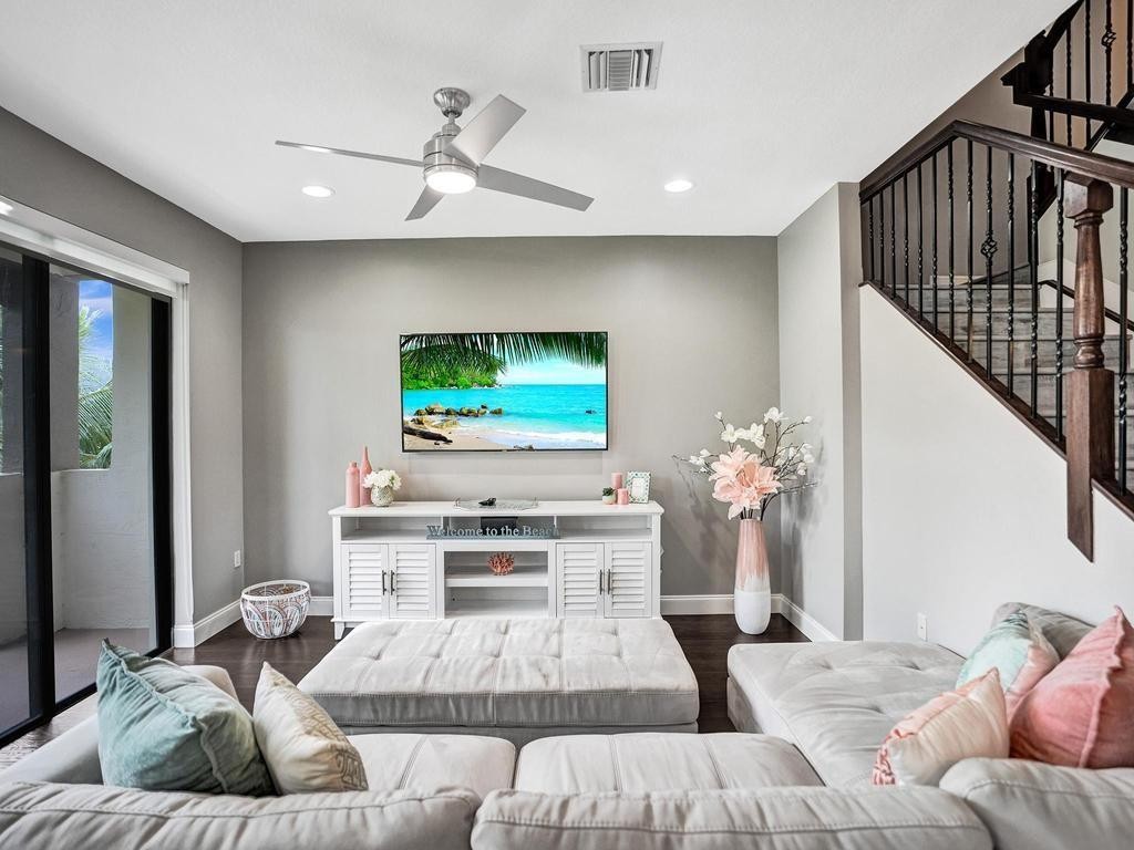 2925 NW 126th Ave Unit: 308-1