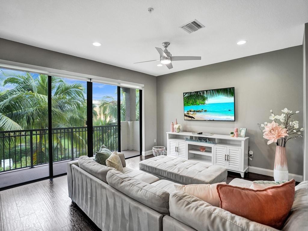 2925 NW 126th Ave Unit: 308-1