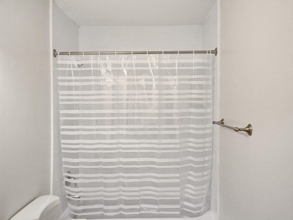 3747 E Valley Green Dr