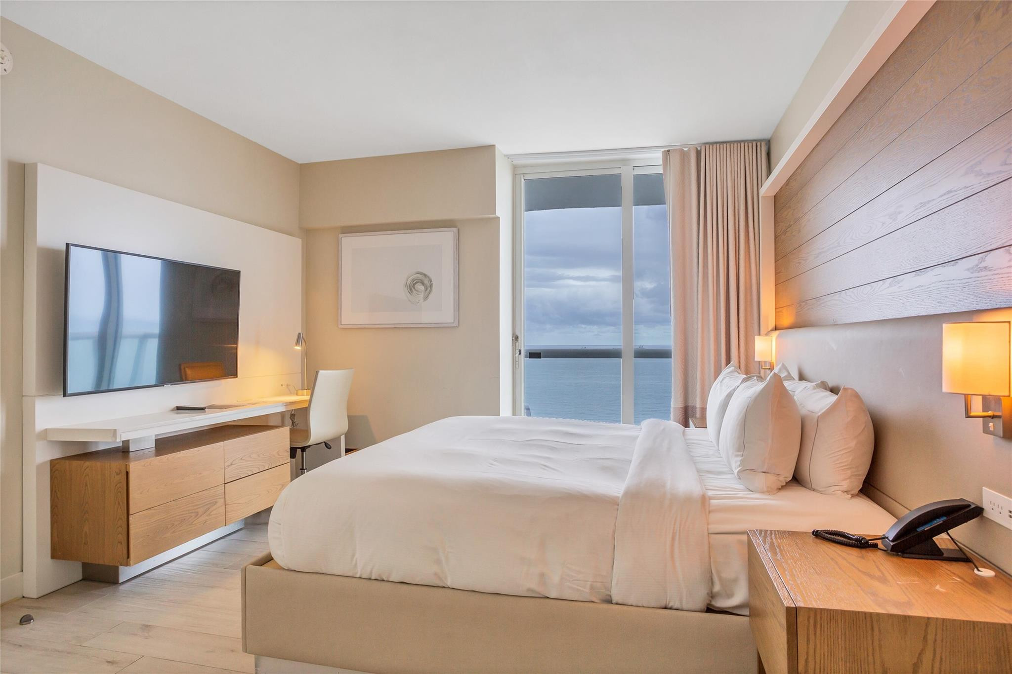 505 N Beach Blvd 818