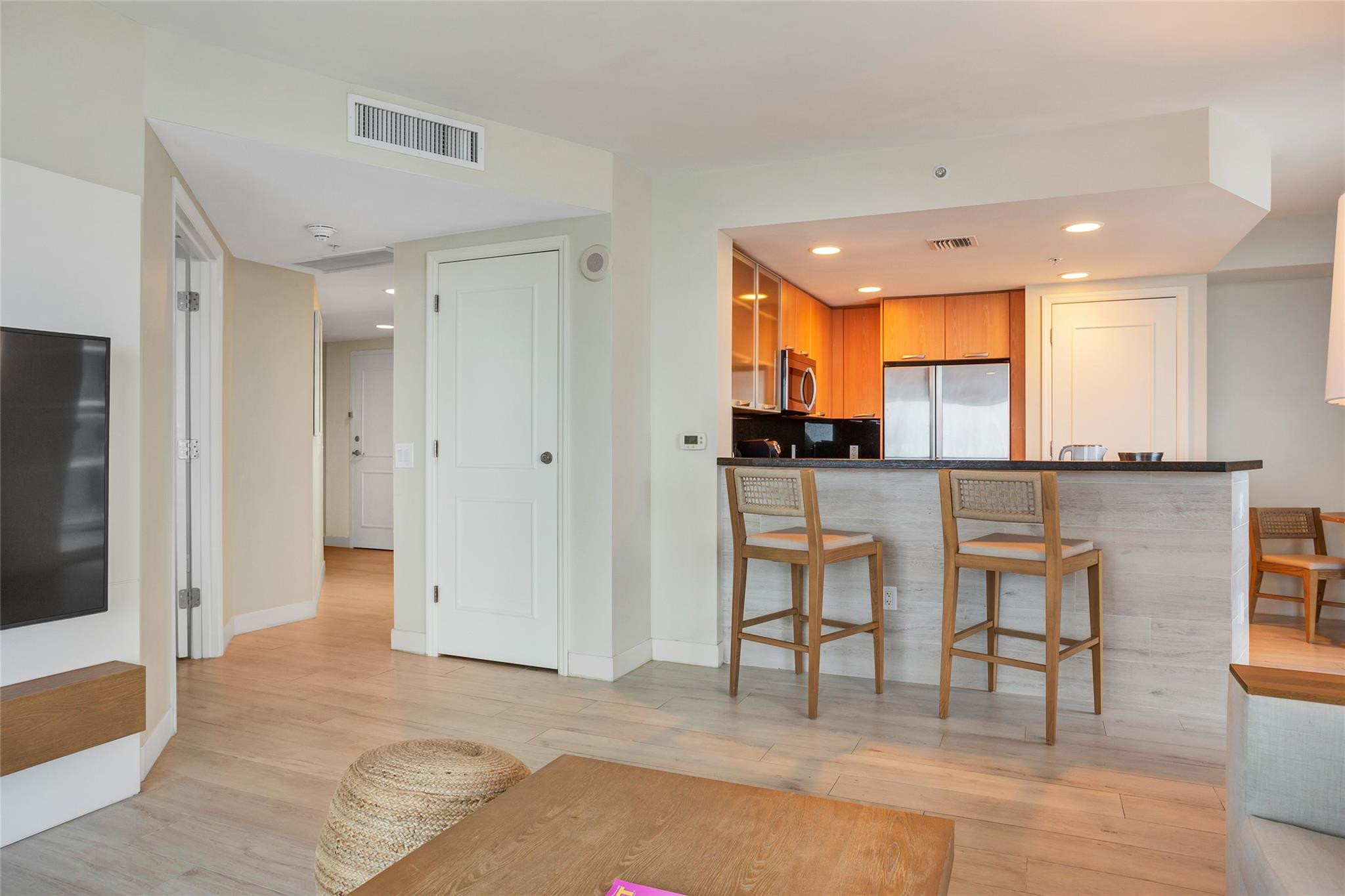 505 N Beach Blvd 818