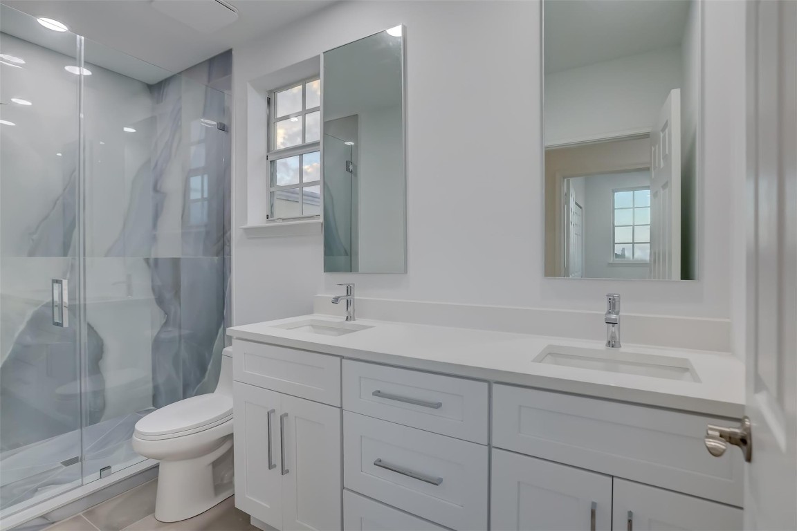 2706 NE 8th Ave 2706