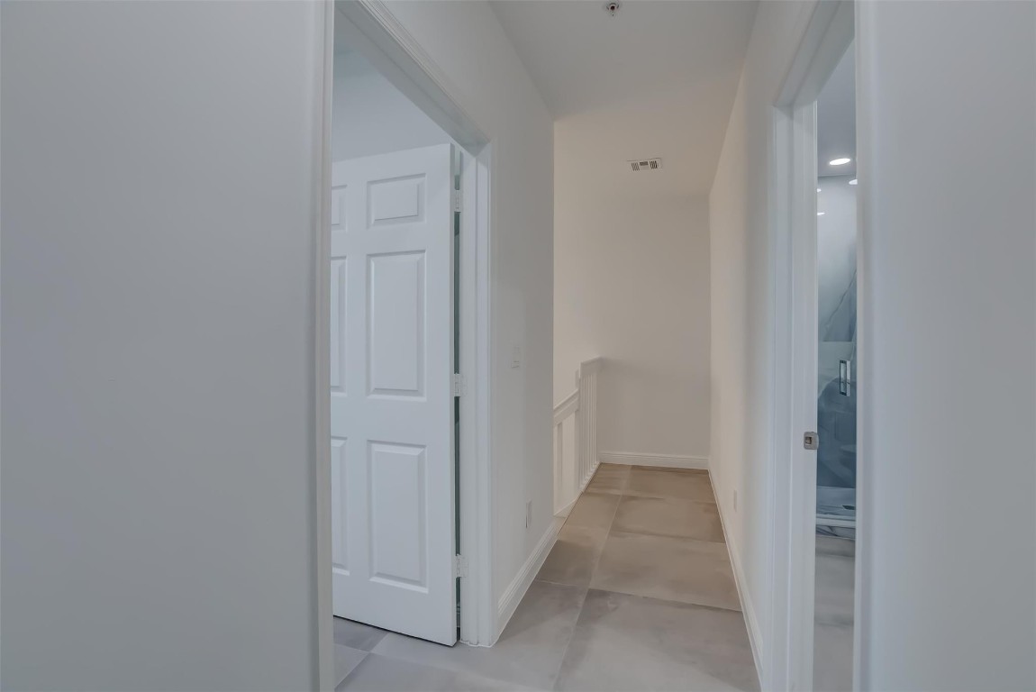 2706 NE 8th Ave 2706