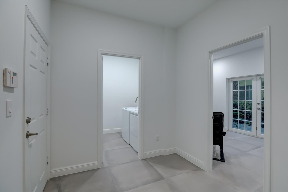 2706 NE 8th Ave 2706