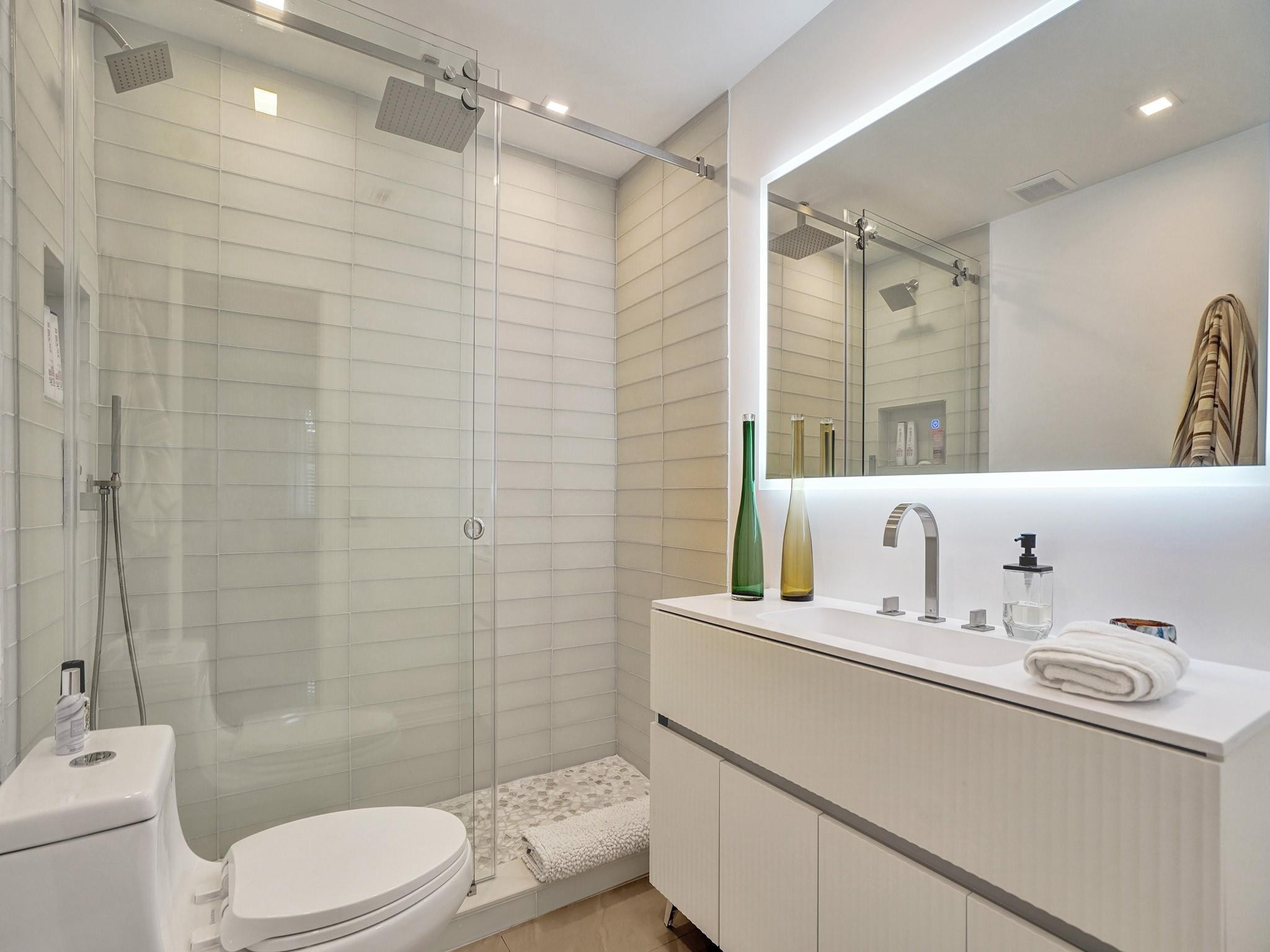 632 NW 28th St