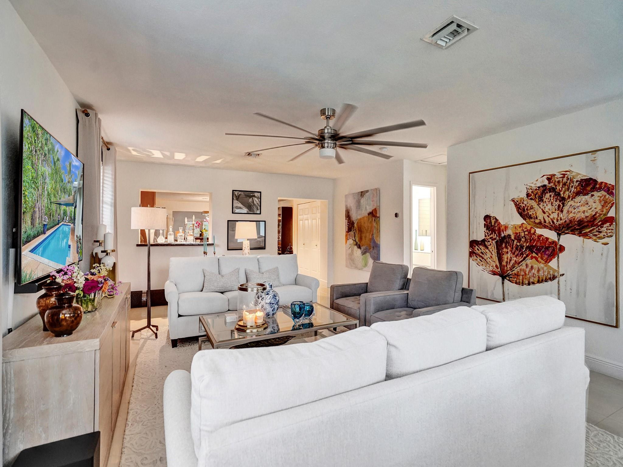 632 NW 28th St