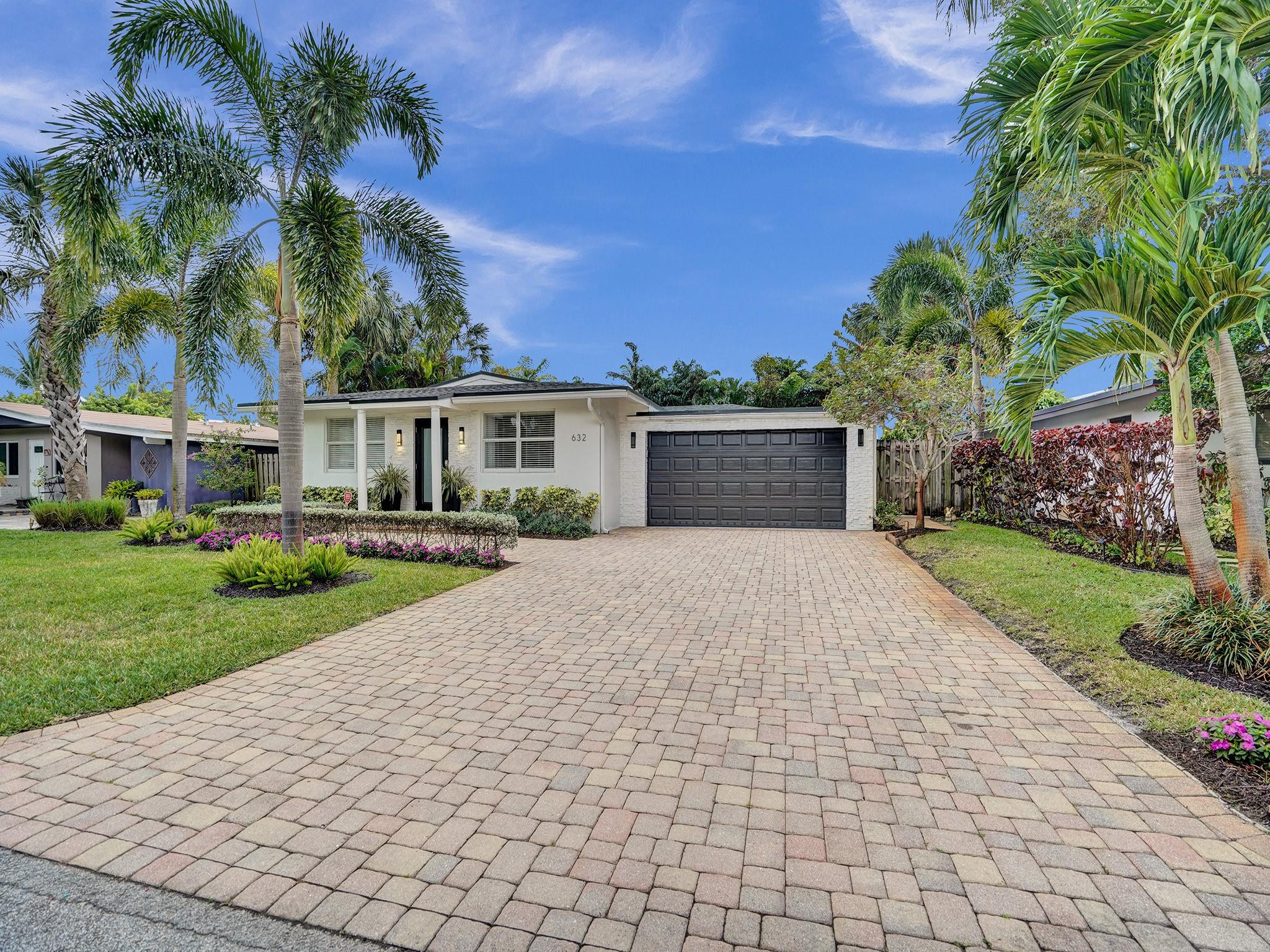 632 NW 28th St