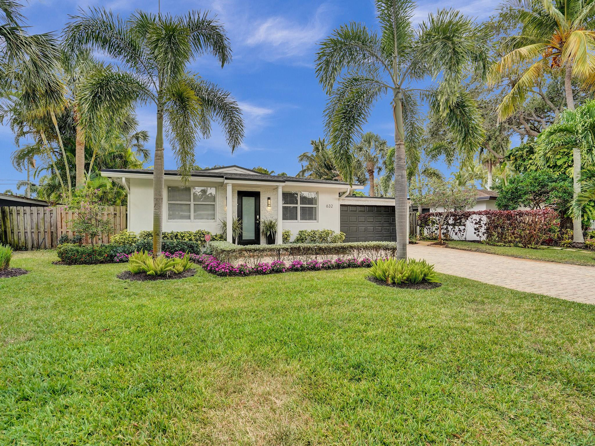 632 NW 28th St