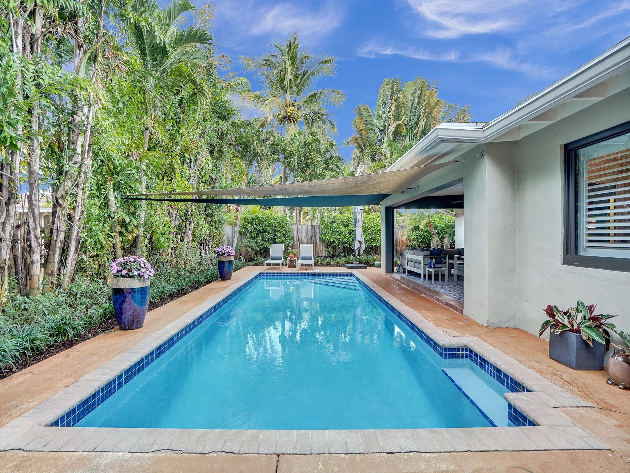 632 NW 28th St