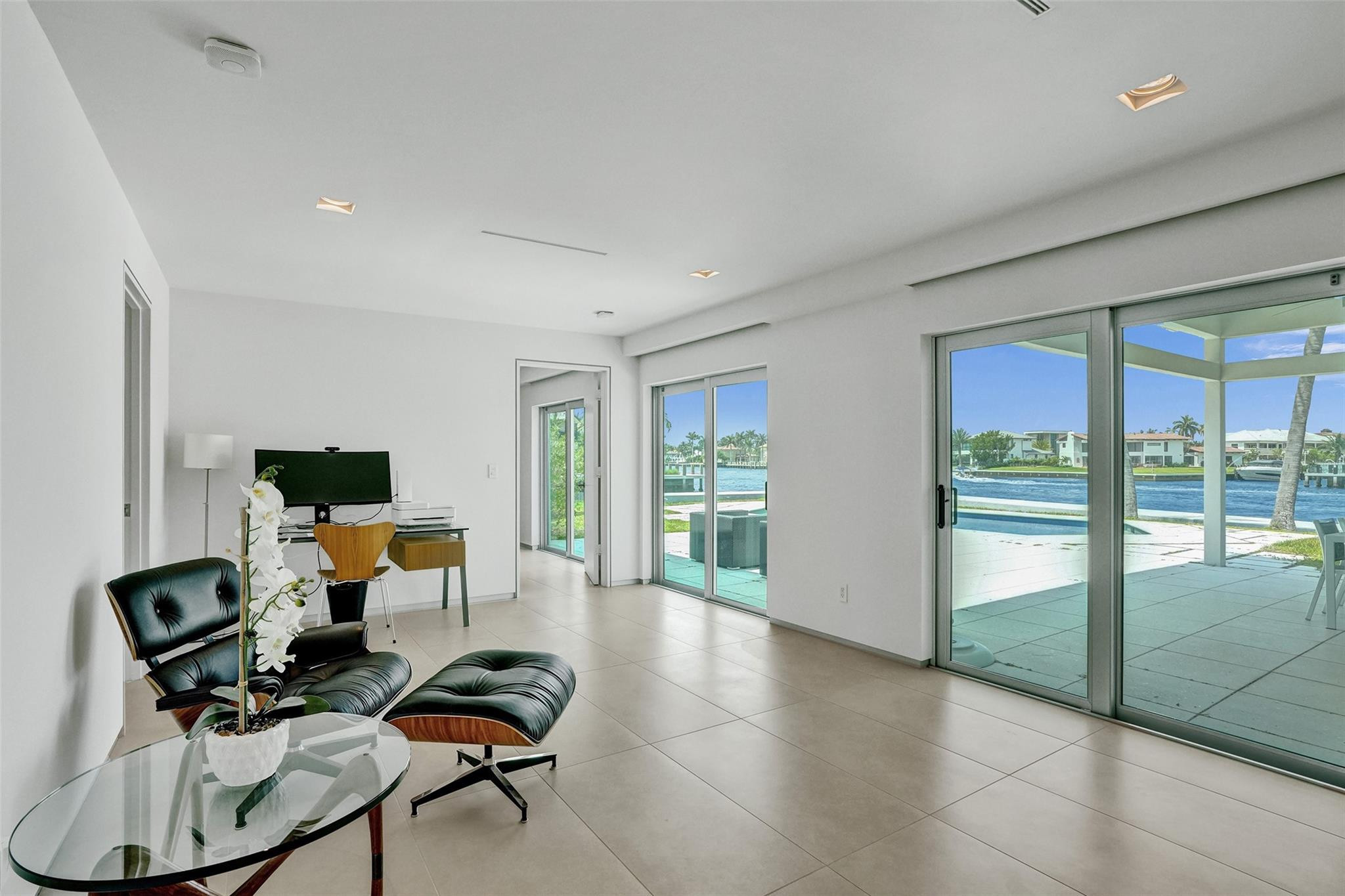 35 CASTLE HARBOR ISLE