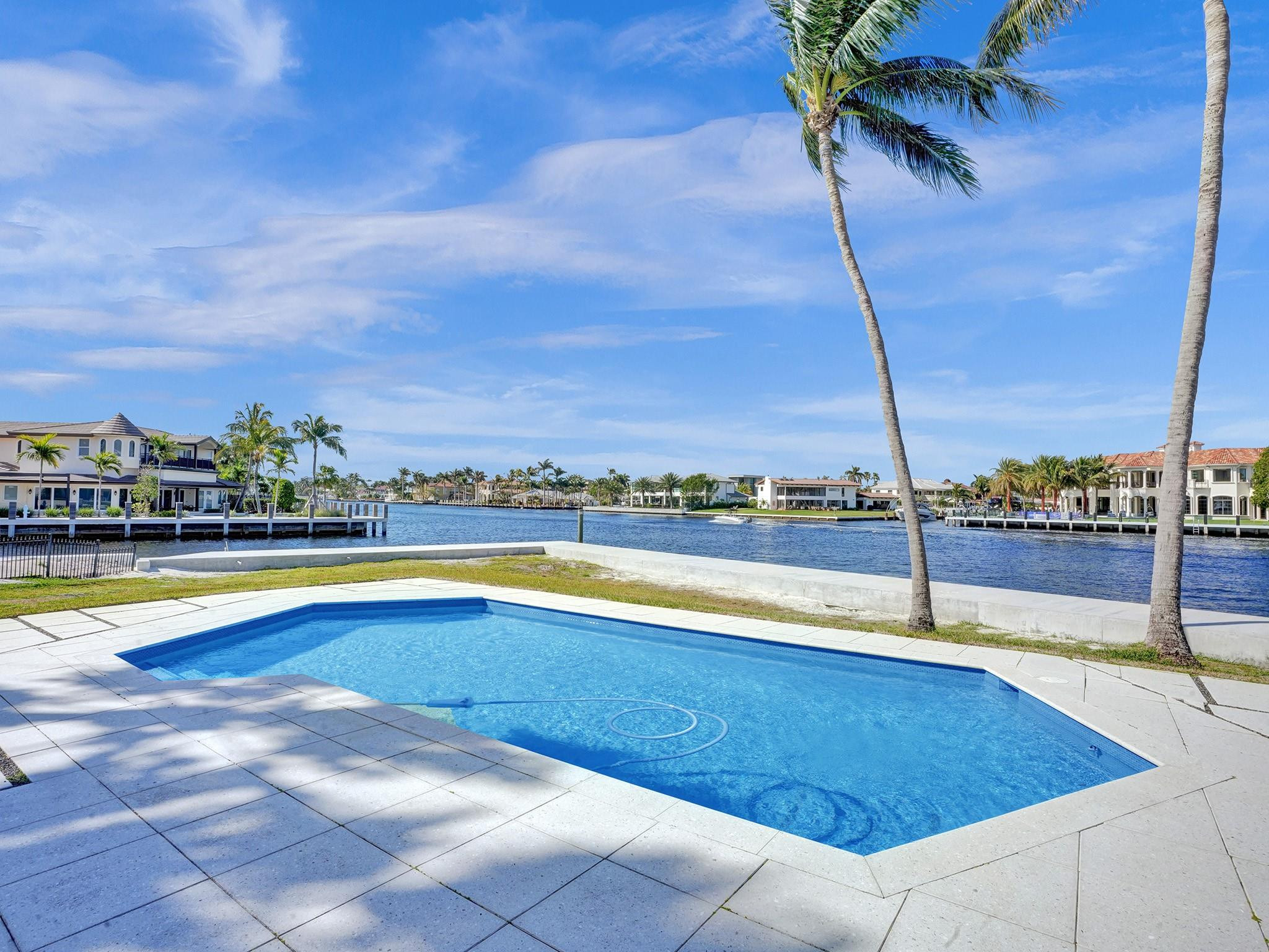 35 CASTLE HARBOR ISLE