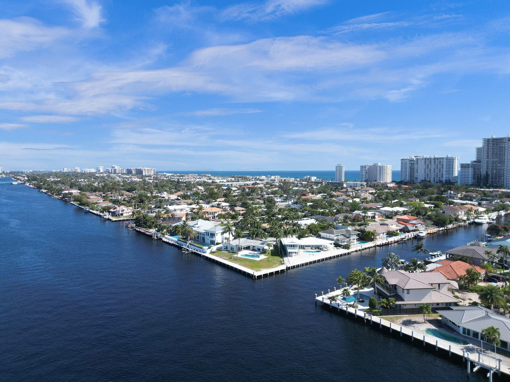 35 CASTLE HARBOR ISLE