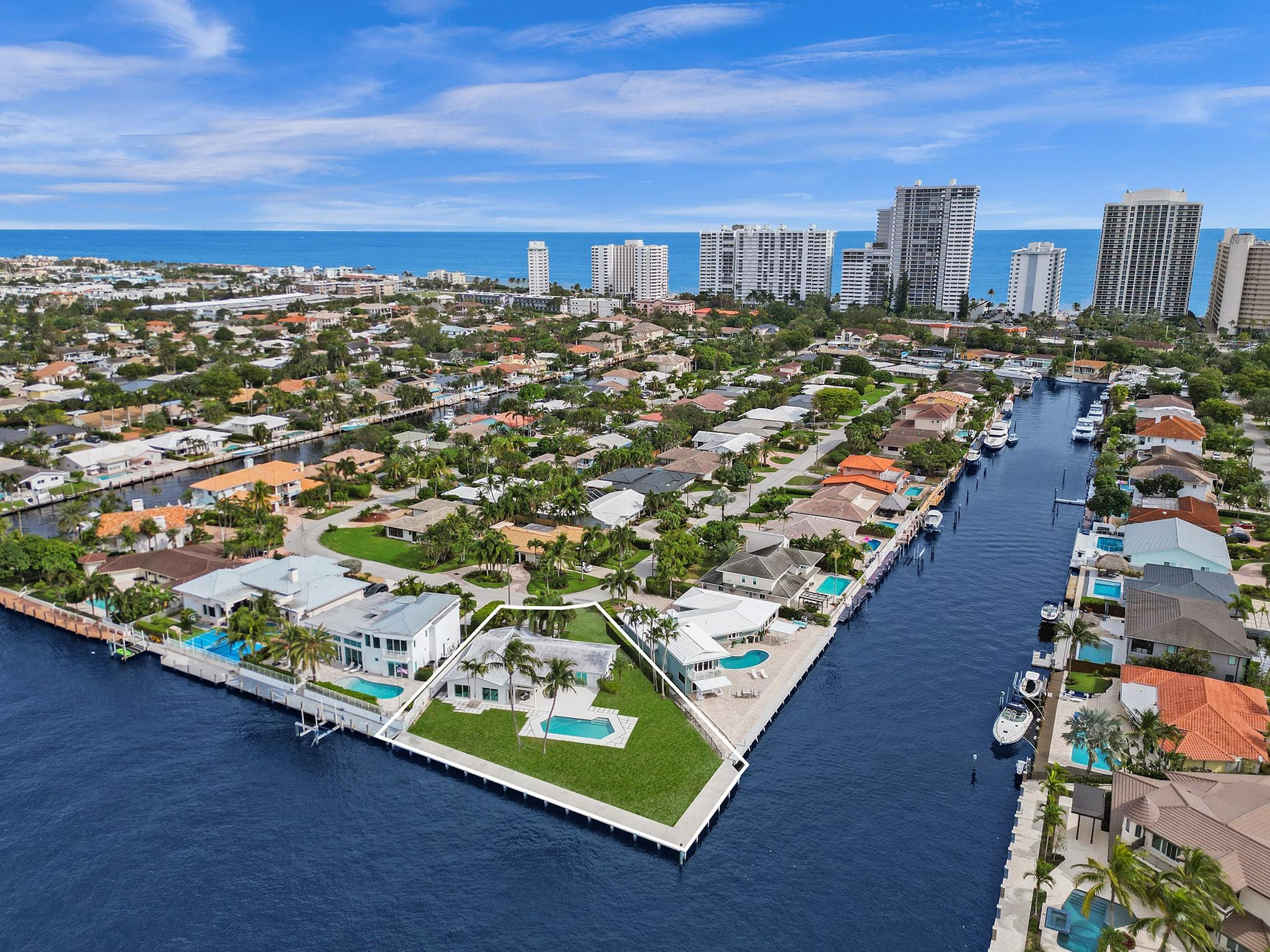 35 CASTLE HARBOR ISLE