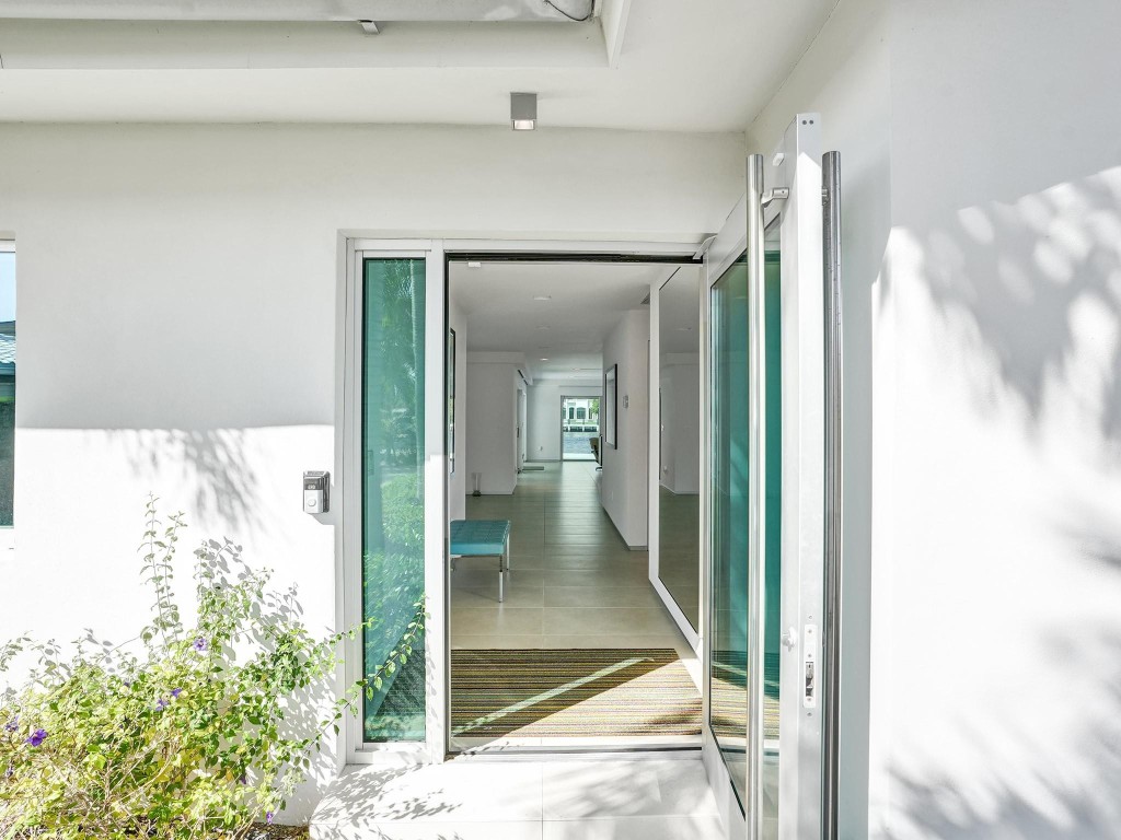 35 CASTLE HARBOR ISLE