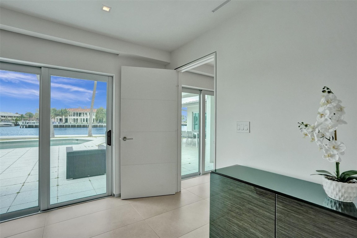 35 CASTLE HARBOR ISLE