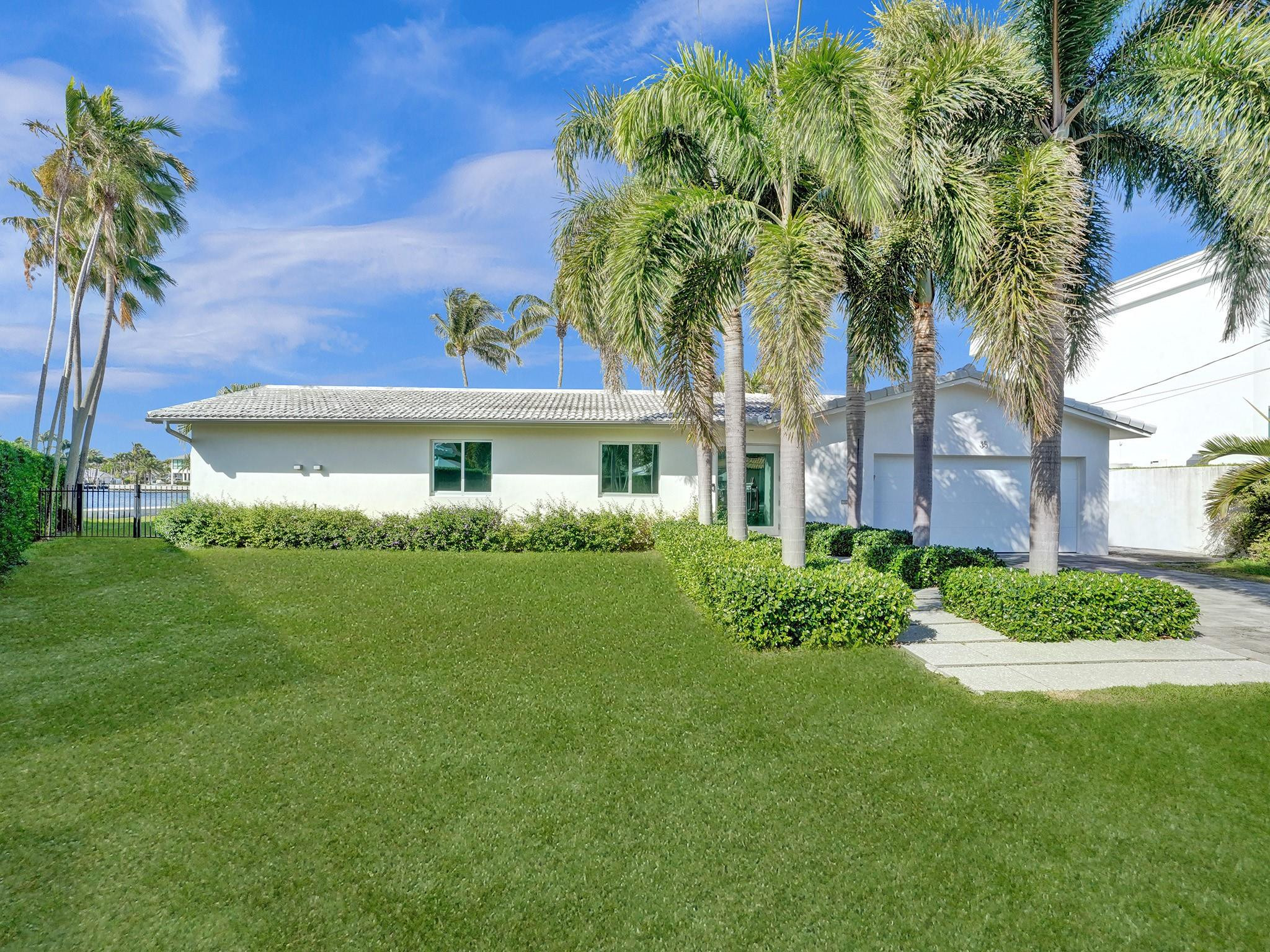 35 CASTLE HARBOR ISLE