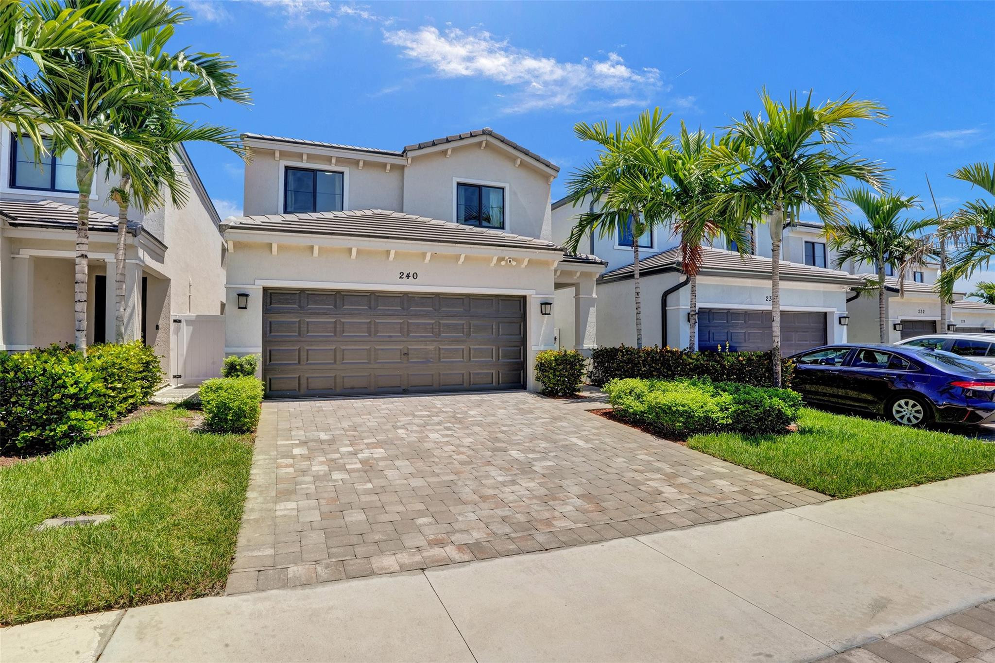 240 NW 36th Ave